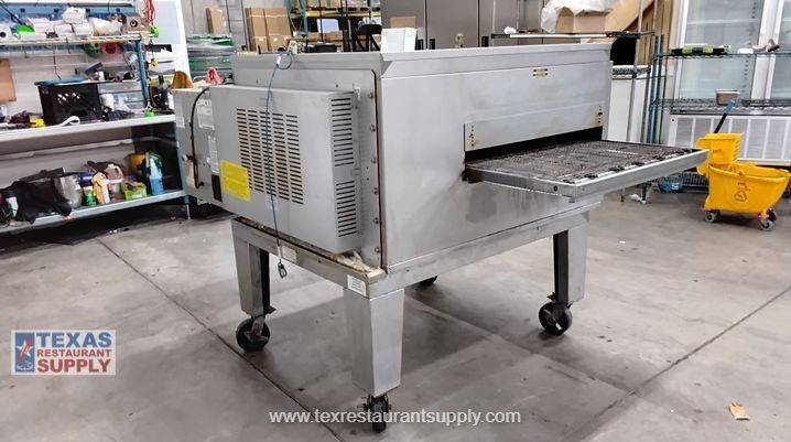 Lincoln Impinger 1450 Gas Single Stack Conveyor Pizza Oven