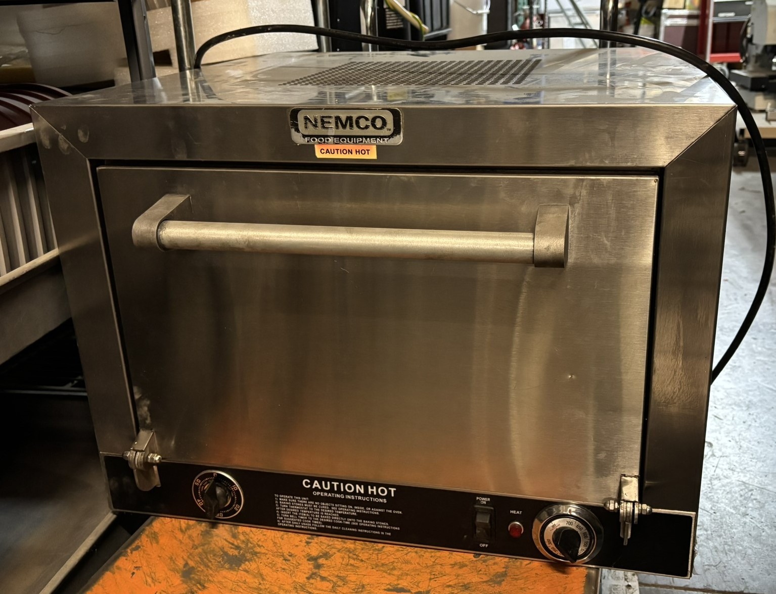 Nemco Pizza Oven, 2 removeable decks, insulated 300-700F 240v/60/1ph, 5400 watts