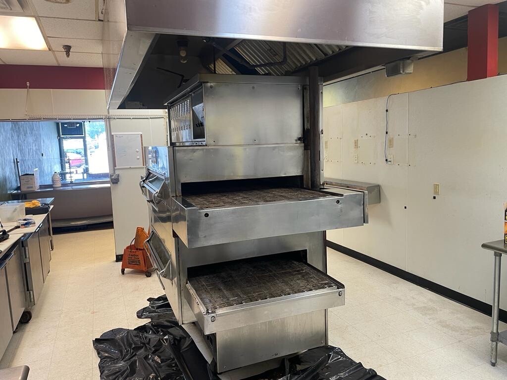 Middleby Marshall PS360 Doublestack Gas Pizza Oven Conveyor Belt