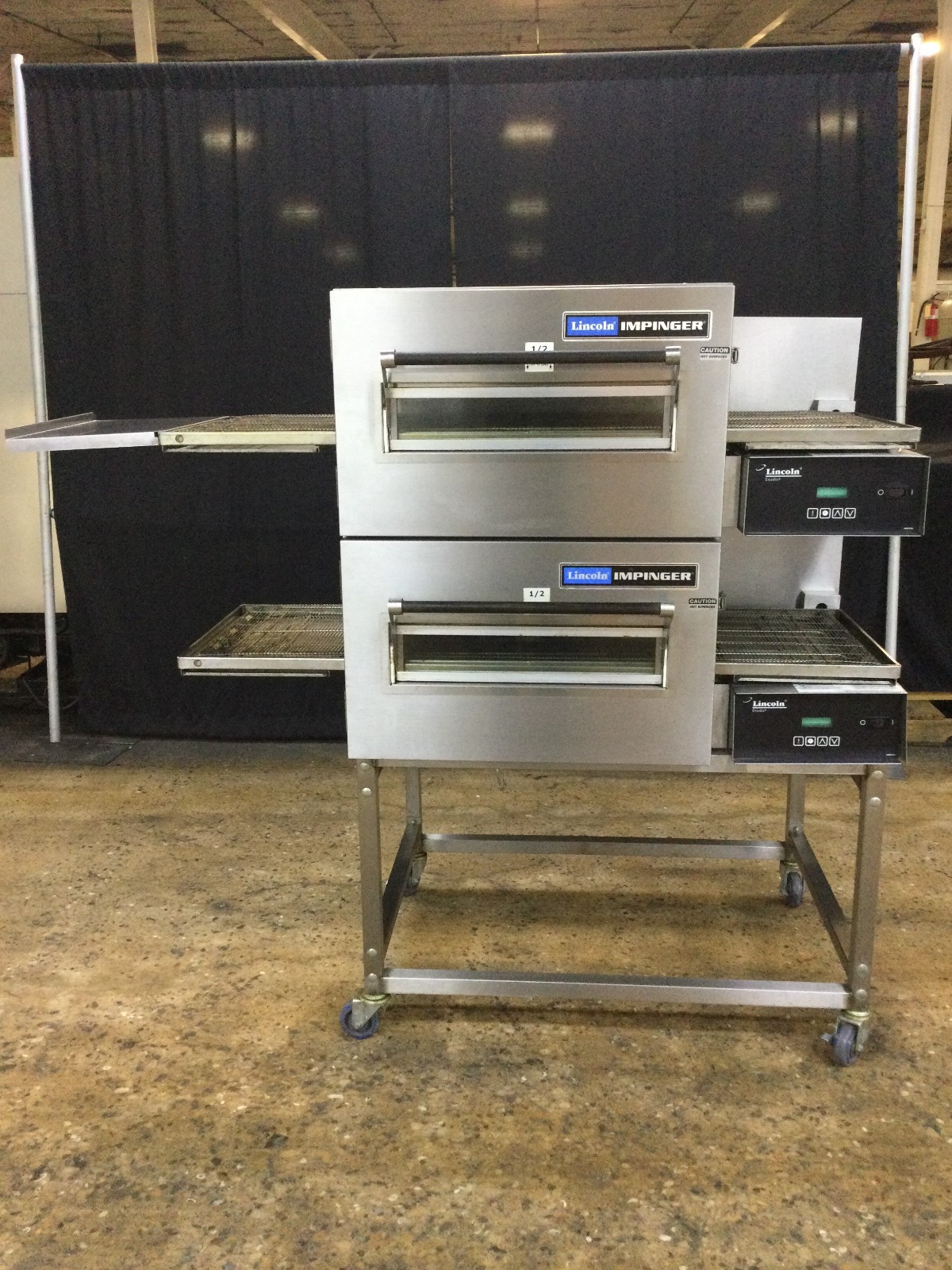 Lincoln Impinger 1116-080-A Gas Double Stack Conveyor Pizza Oven With Stand