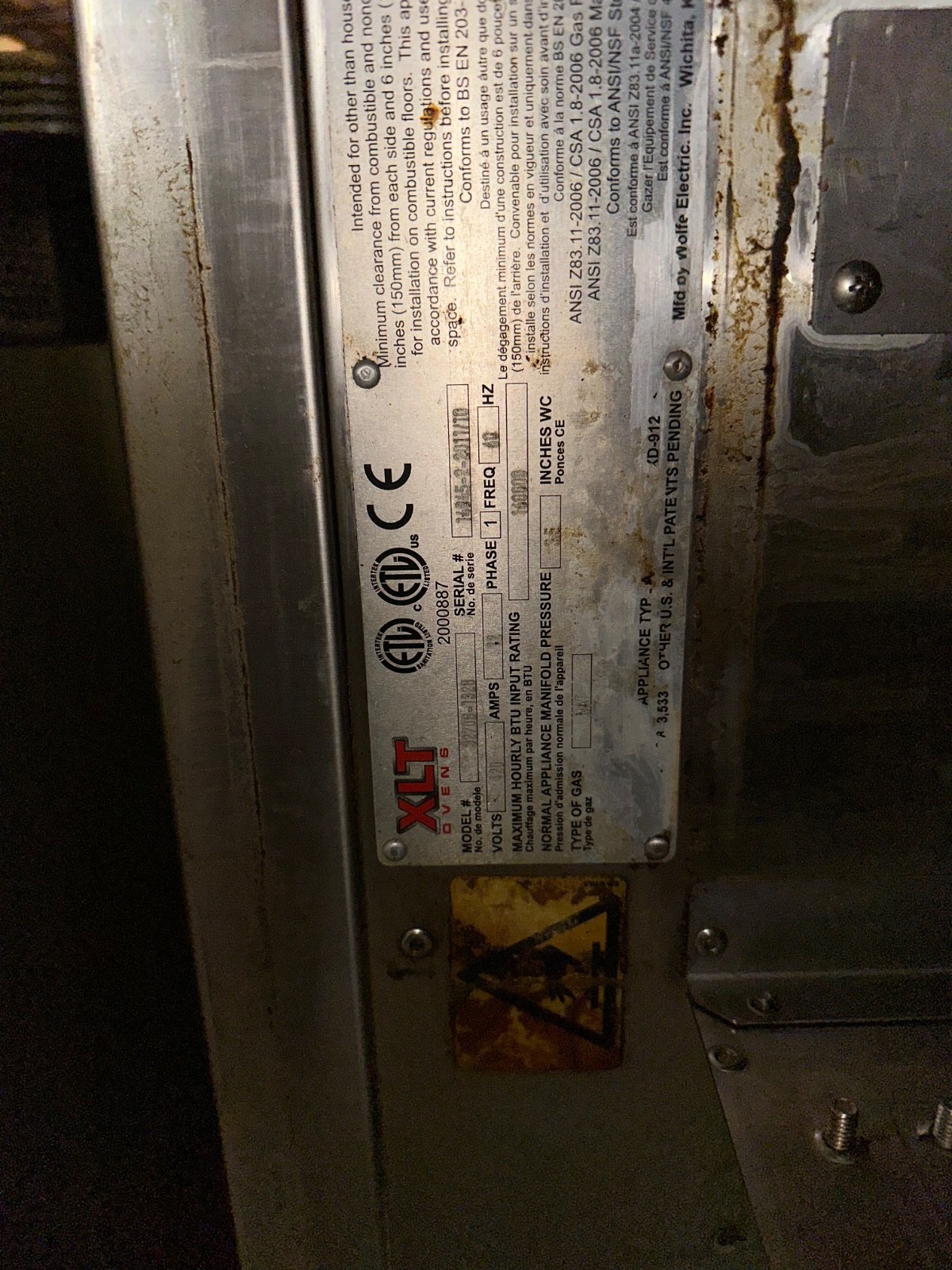 Used XLT 3270B–Natural Gas—120V included base and casters