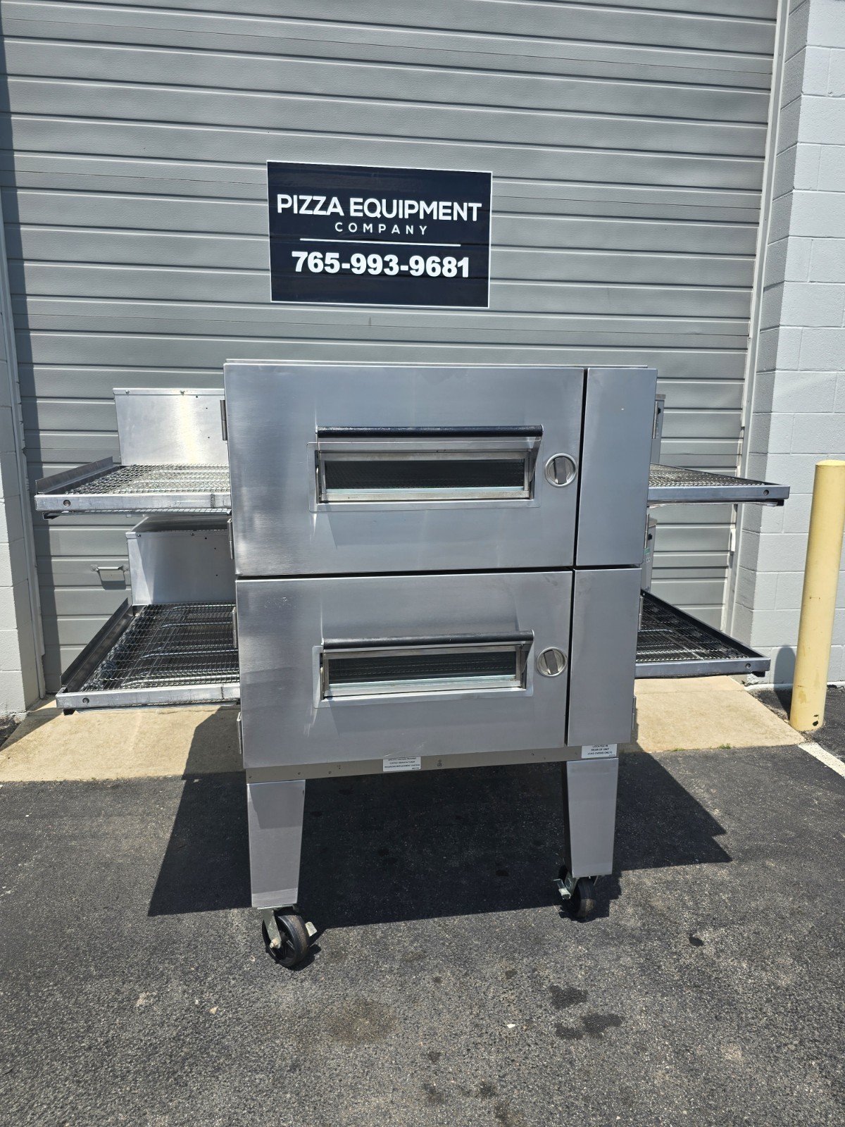 Lincoln Impinger 1600 Double Deck Gas Fired Conveyor Pizza Oven 32″