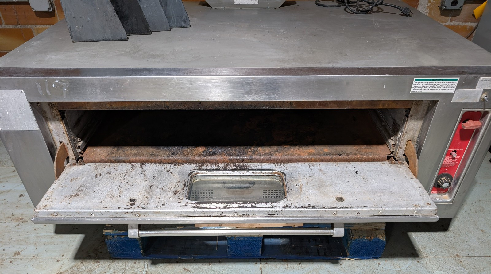 Vulcan 7018A1B 7000 Series, Commercial Single Deck Pizza Baking Oven 17-19″ Legs