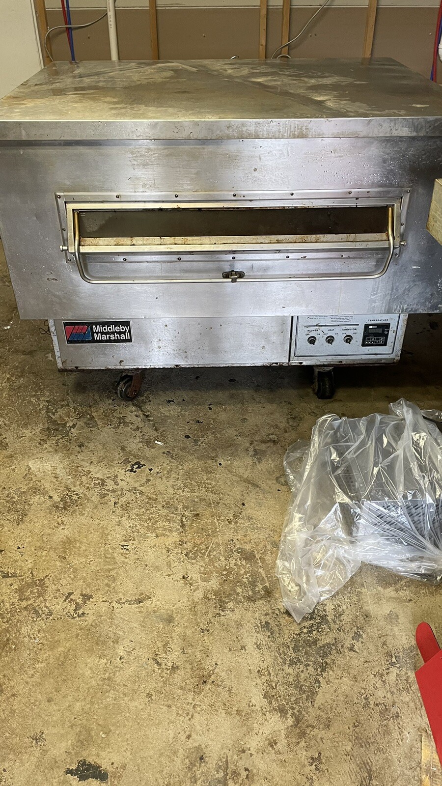 PS360 Gas Conveyer Oven. Good Condition And Works Great.