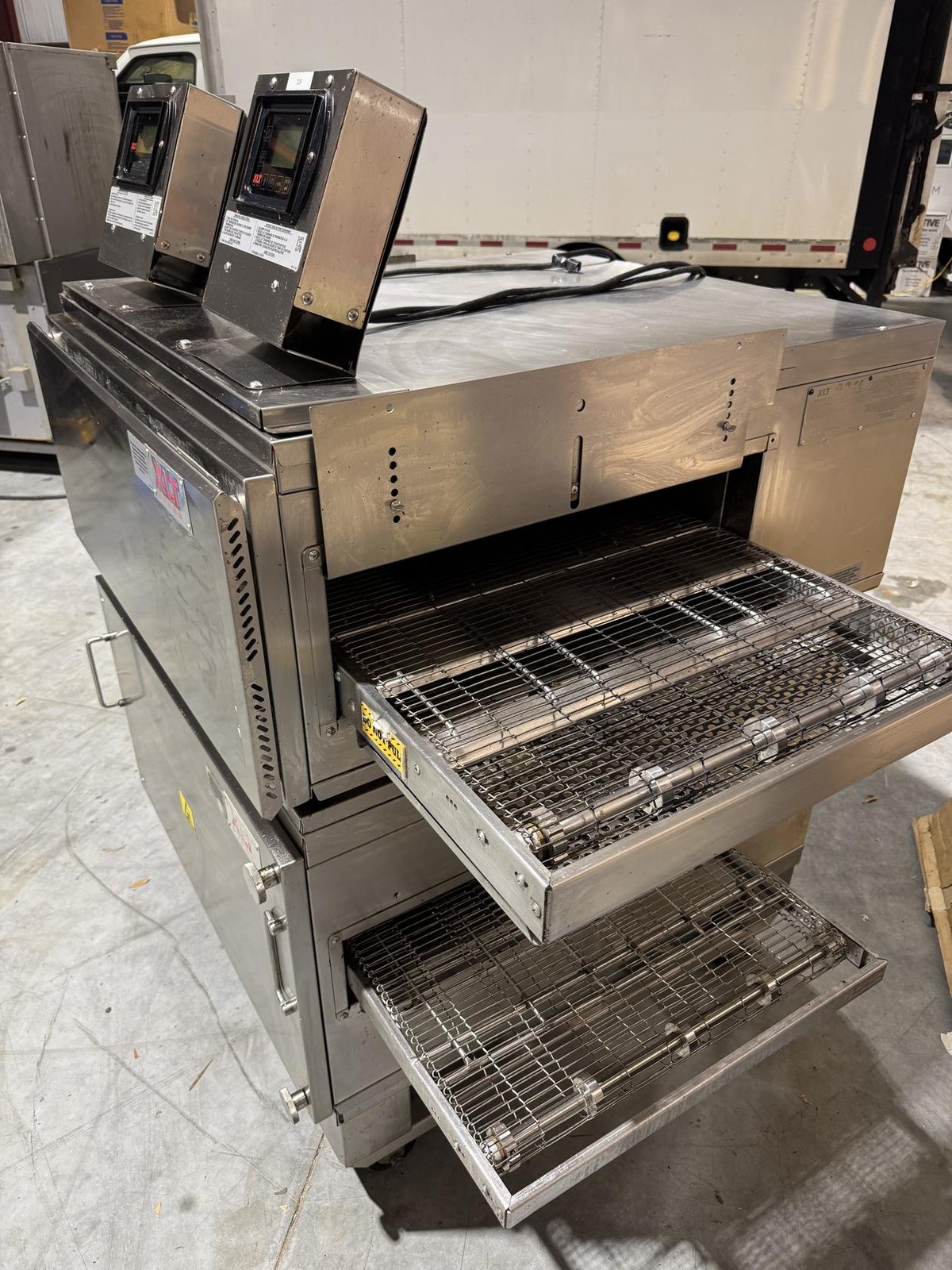 XLT Double Pizza Oven R3A-2336-01067
