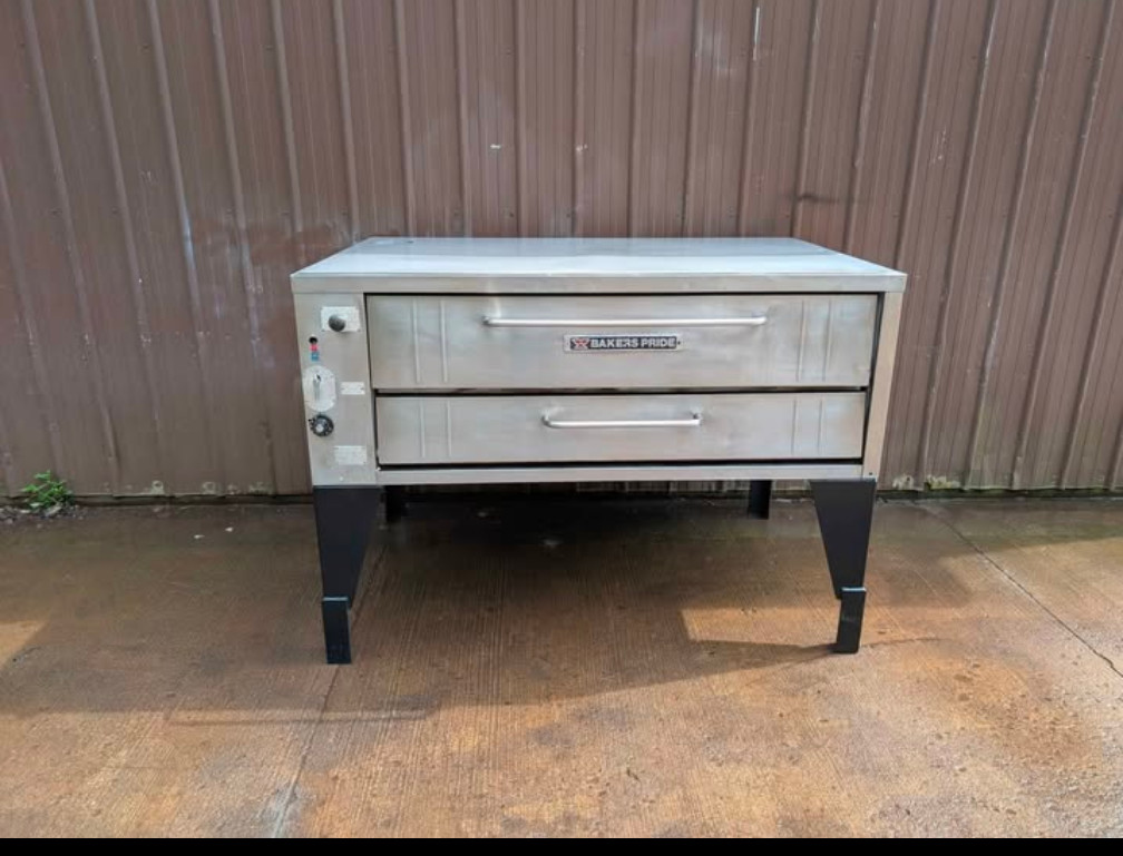 BAKERS PRIDE 451 NATURAL DECK GAS DOUBLE PIZZA OVEN NEW STONES