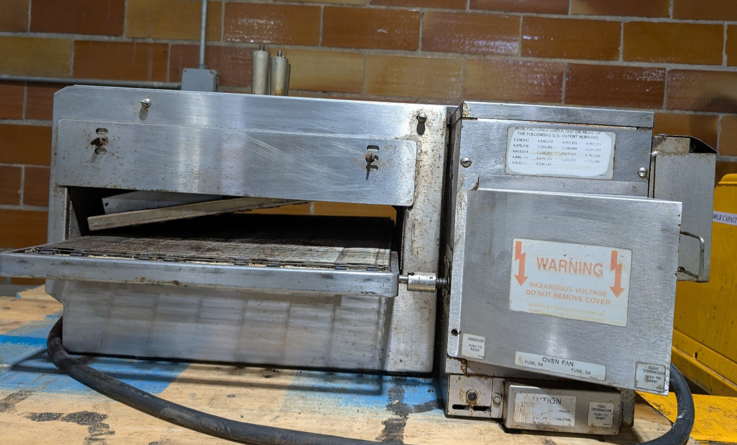 Lincoln Impinger Enodis 1301-4 Countertop Conveyorized Electric Pizza Oven