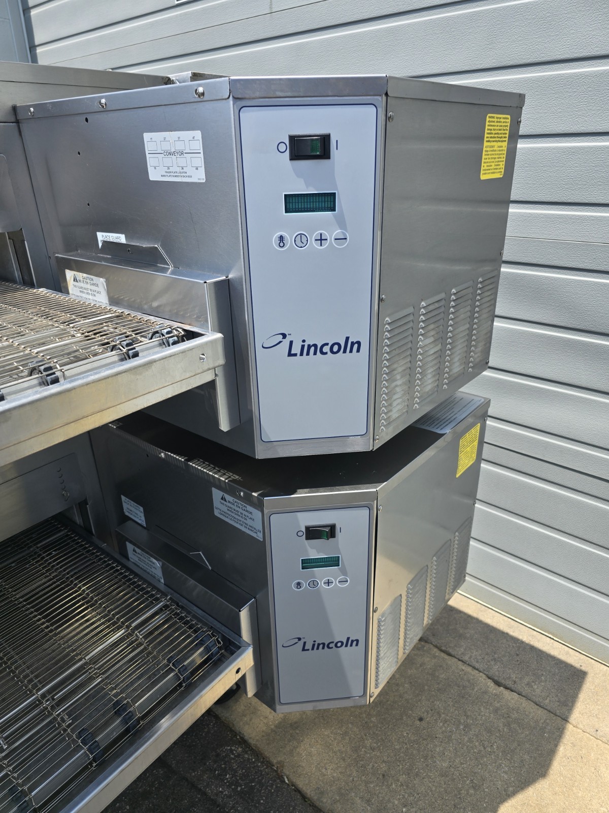 Lincoln Impinger 1600 Double Deck Gas Fired Conveyor Pizza Oven 32″