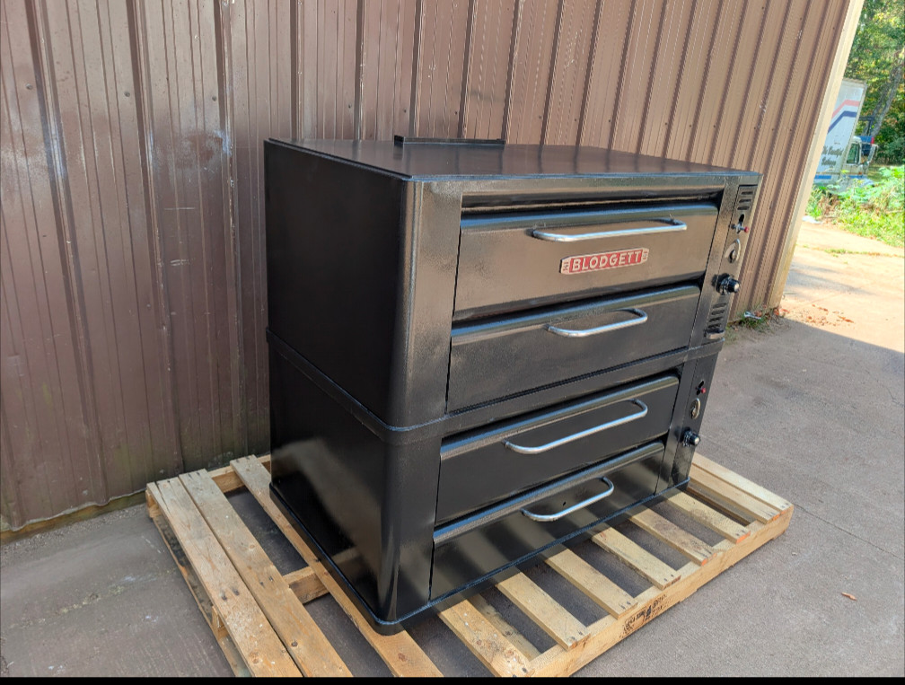 BLODGETT 911 NATURAL DECK GAS DOUBLE PIZZA OVENS WITH NEW STONE SPACE SAVER