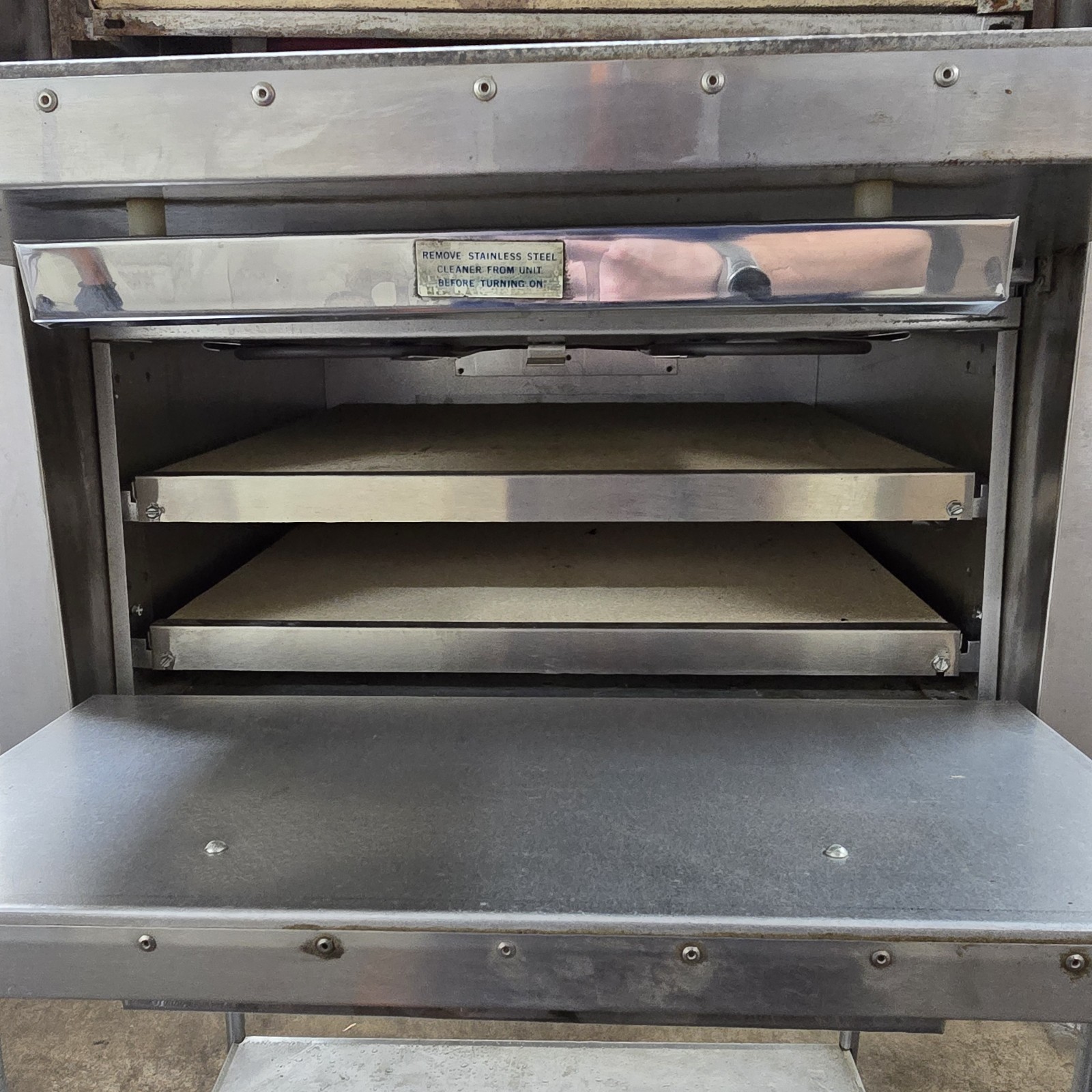 Pizza/Pretzel Stone Deck Oven Bakers Pride P44S 208/240V 3ph TESTED