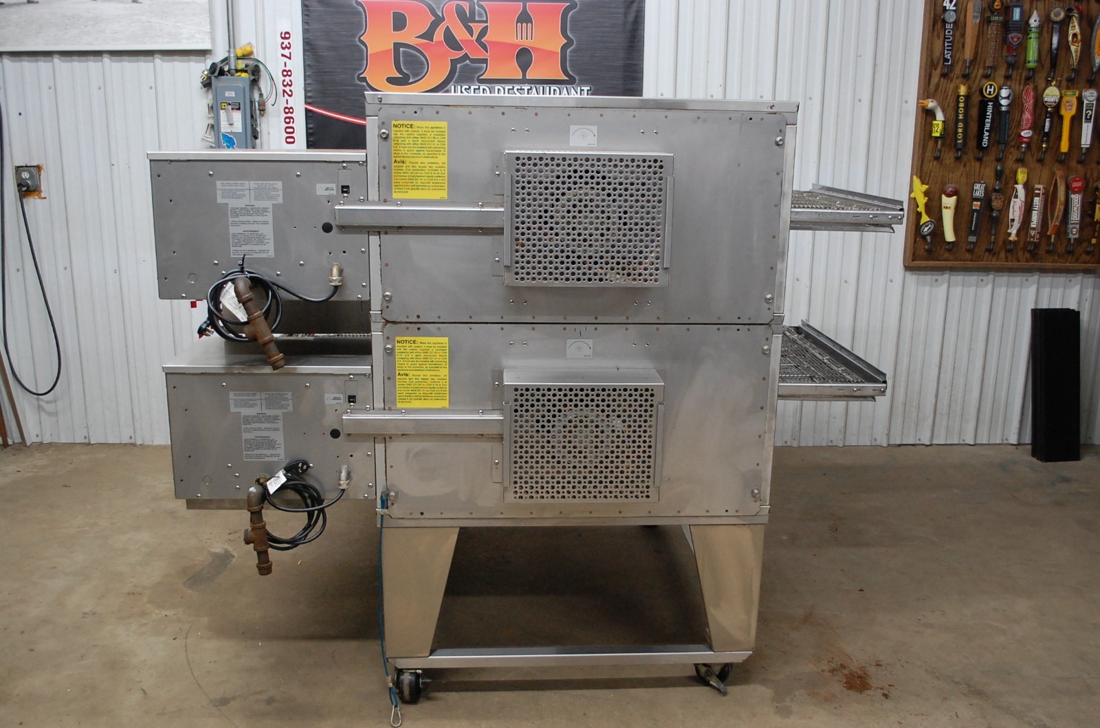 XLT X3G-3240 Natural Gas Double Stack Deck 32″ Conveyor Pizza Oven