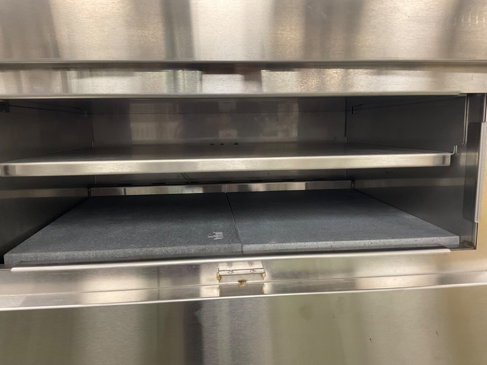 Mobile Pizza Oven Deck, LP