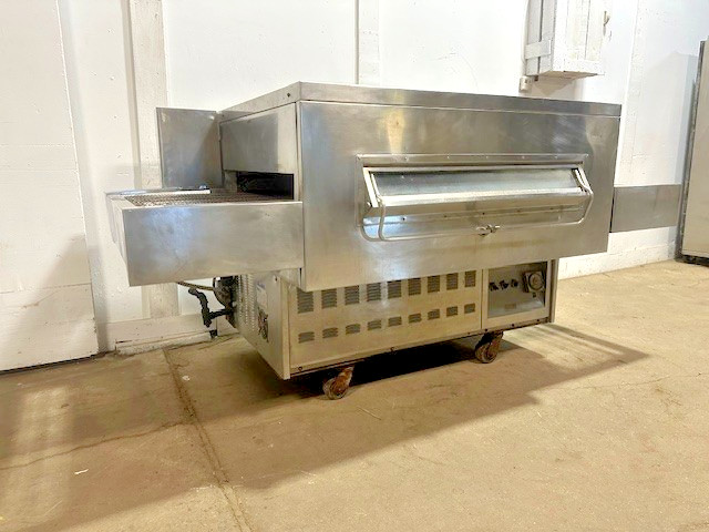MIDDLEBY MARSHALL IS-350-1 NAT GAS 32″W 150,000 BTU CONVEYOR PIZZA OVEN