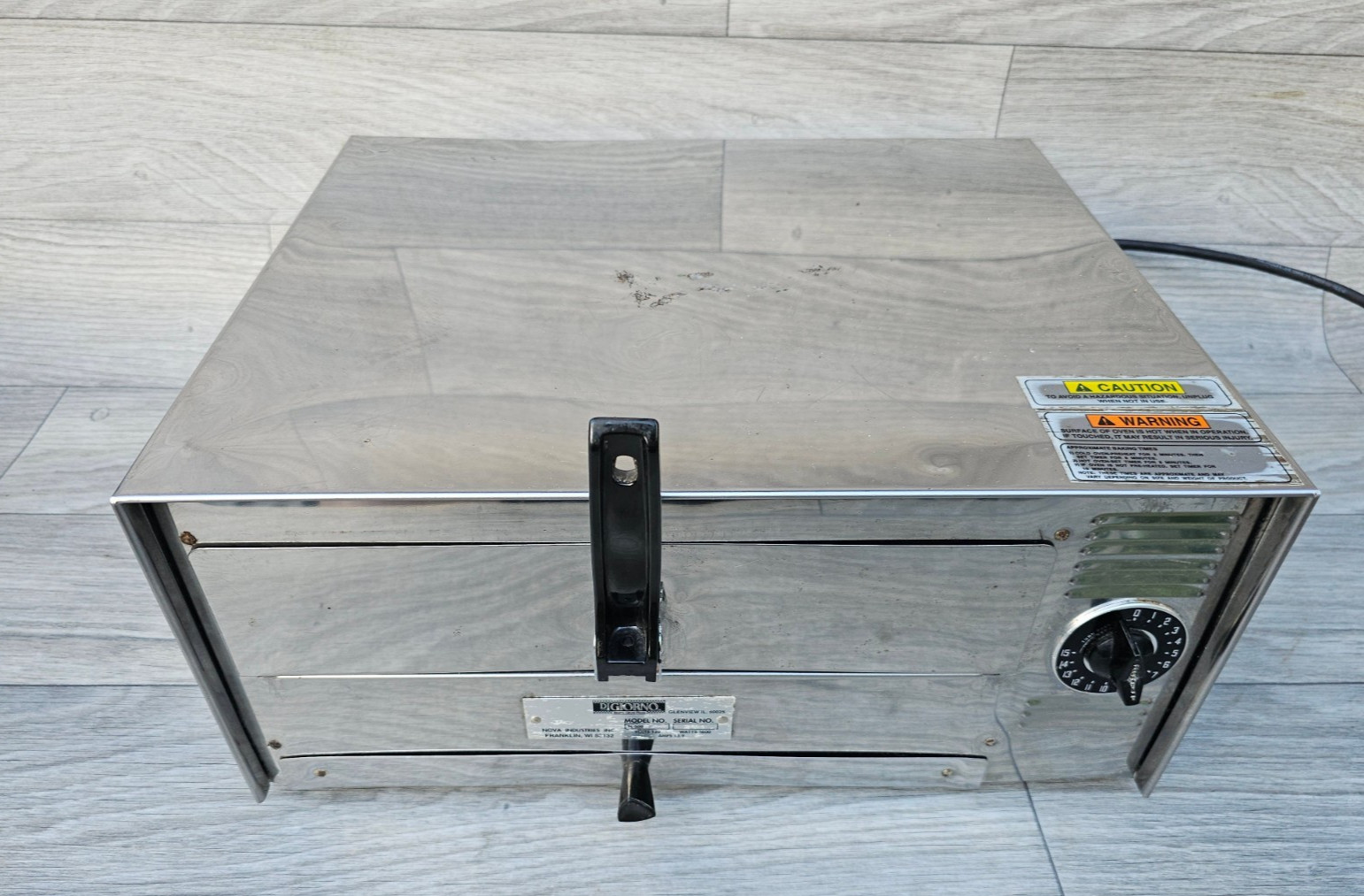 Nova Industries N-300 Commercial Countertop Pizza Oven 120V 1600W DiGiorno