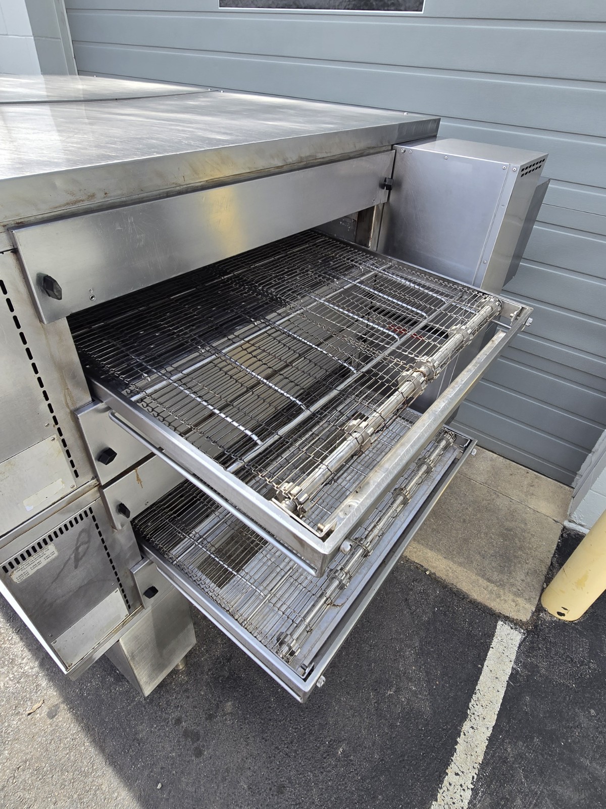 Middleby Marshall PS570G Double Deck Conveyor Pizza Oven **Belt Width 32″**