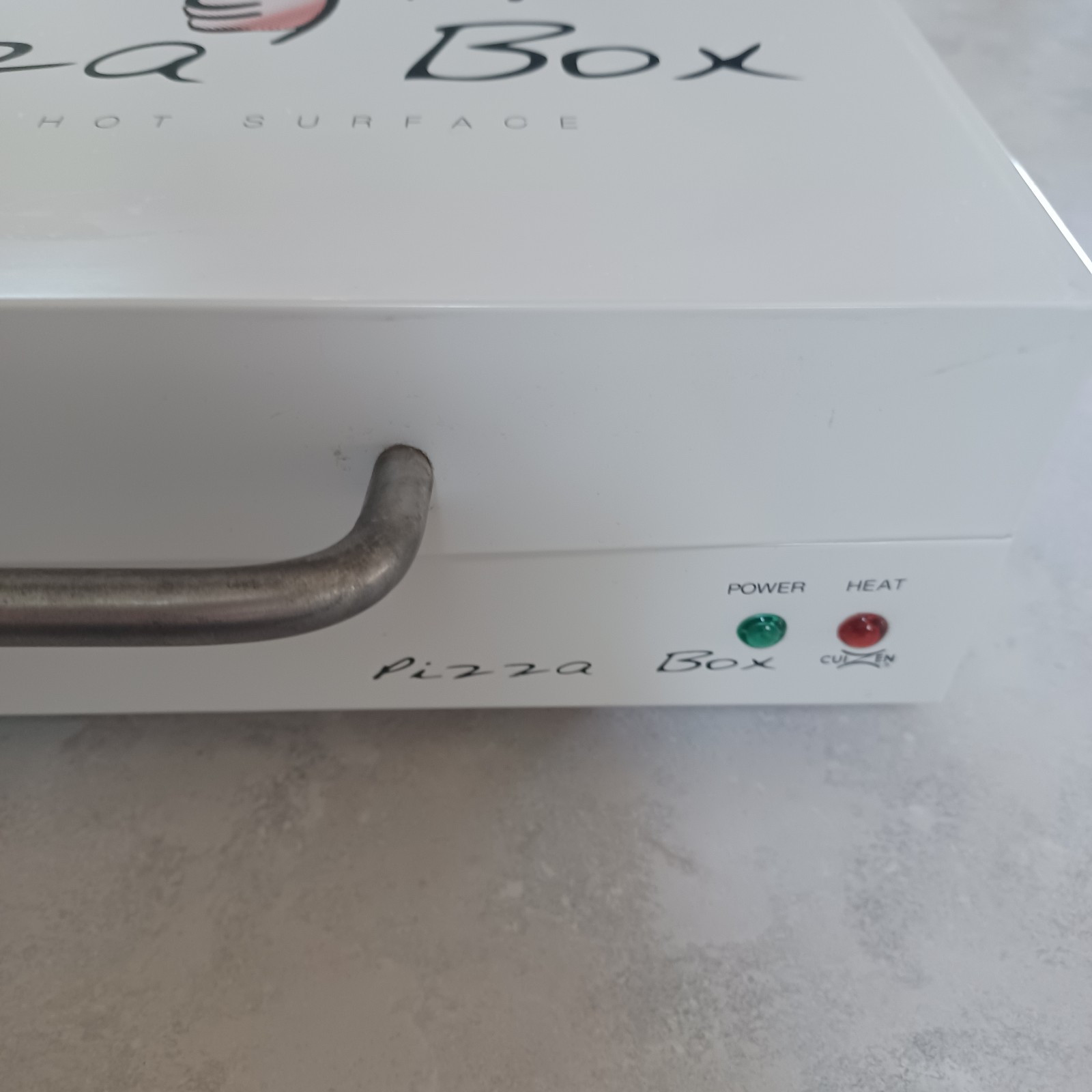 CuiZen PIZ4012 Pizza Box Oven, Medium – White