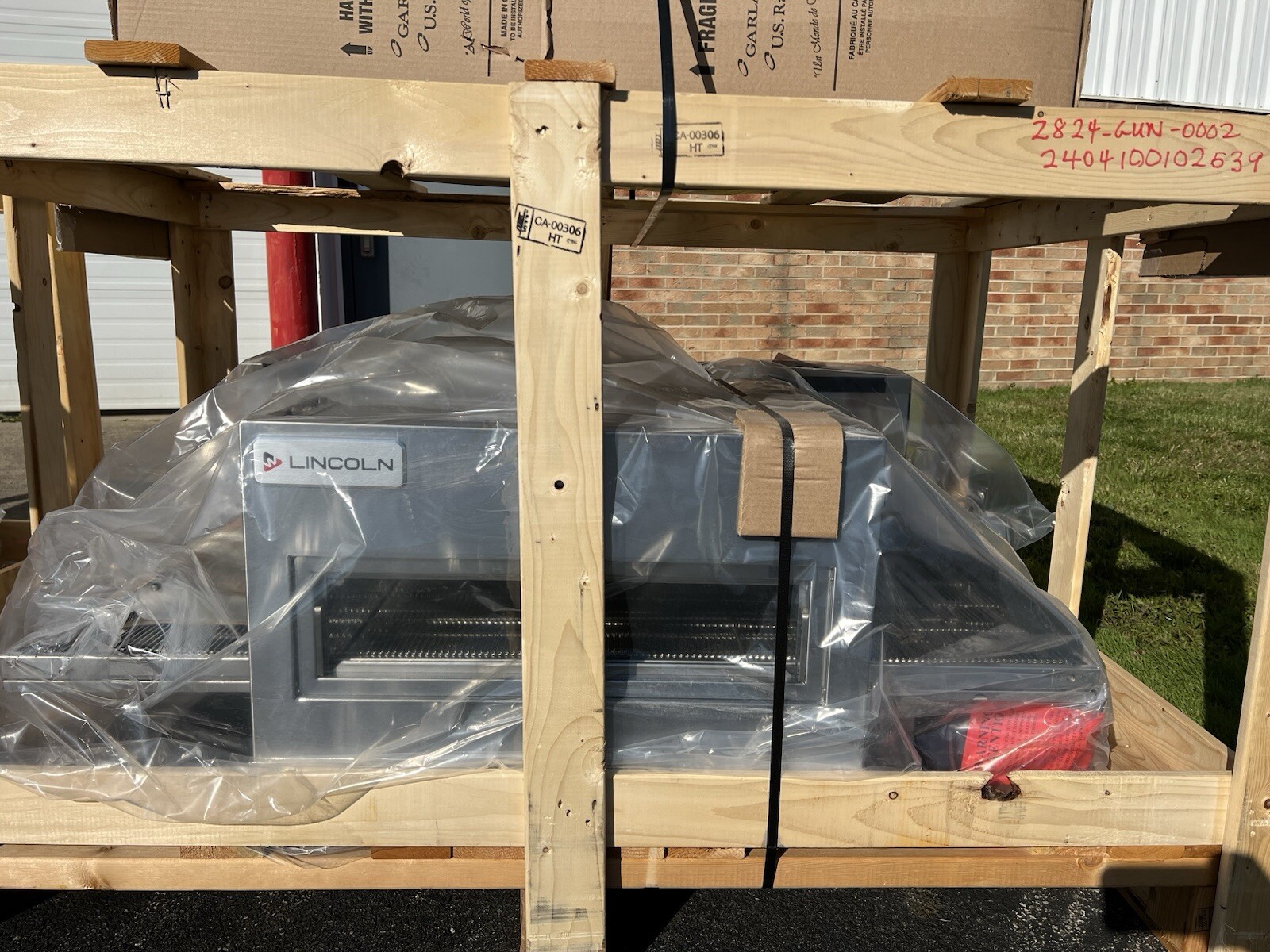 Lincoln 2424-GUN- Aperion Impinger Natural Gas Conveyor Oven