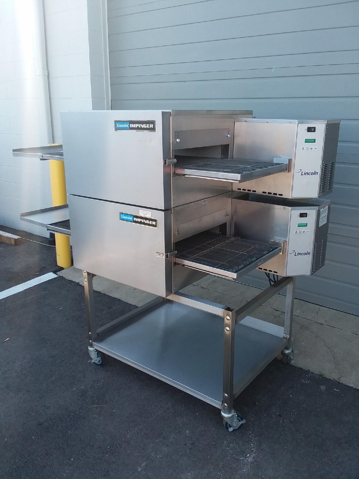 Lincoln Impinger Double 1116 Double Stack Gas Fired Conveyor Pizza Ovens