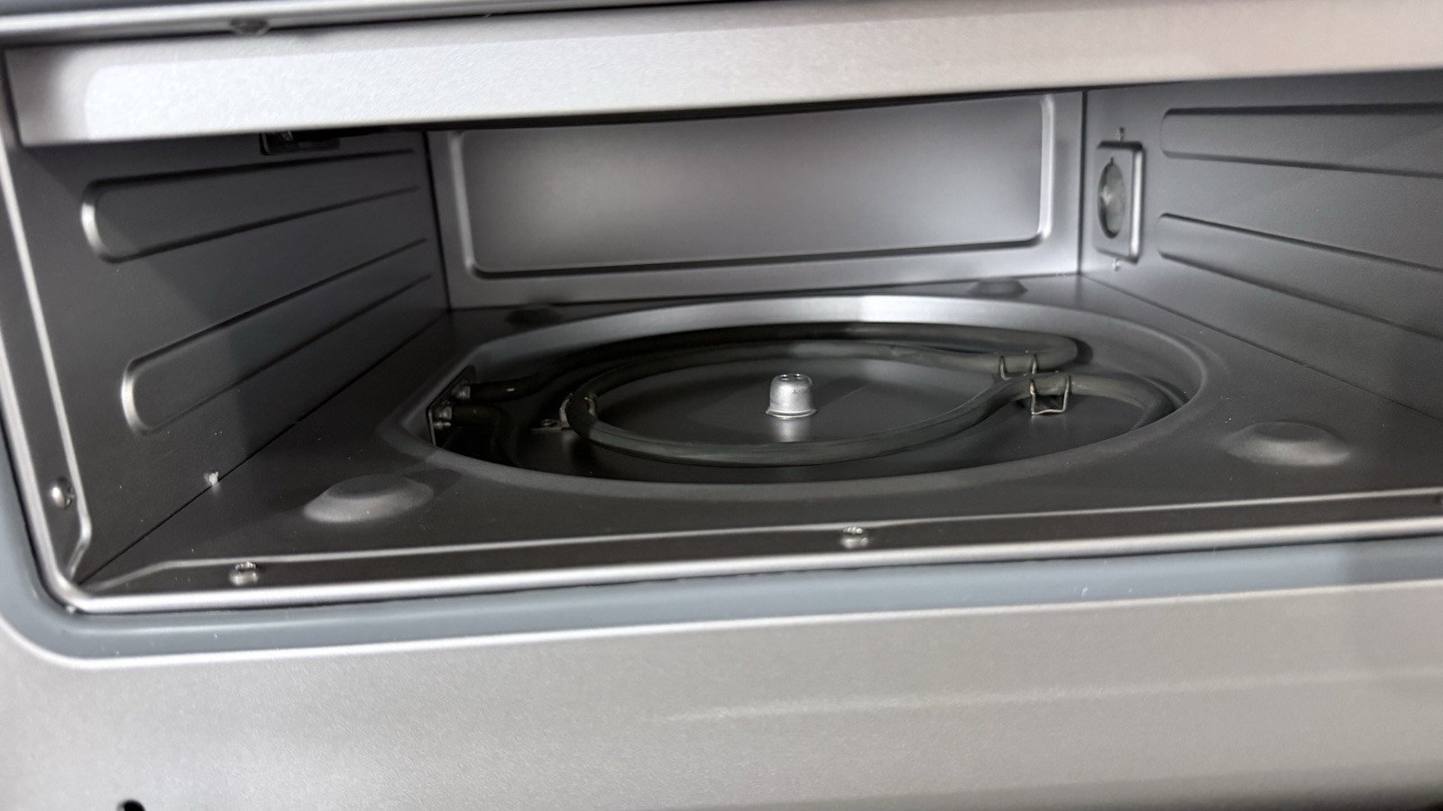 Chefman Indoor Pizza Oven Heats up to 800°F – Counter