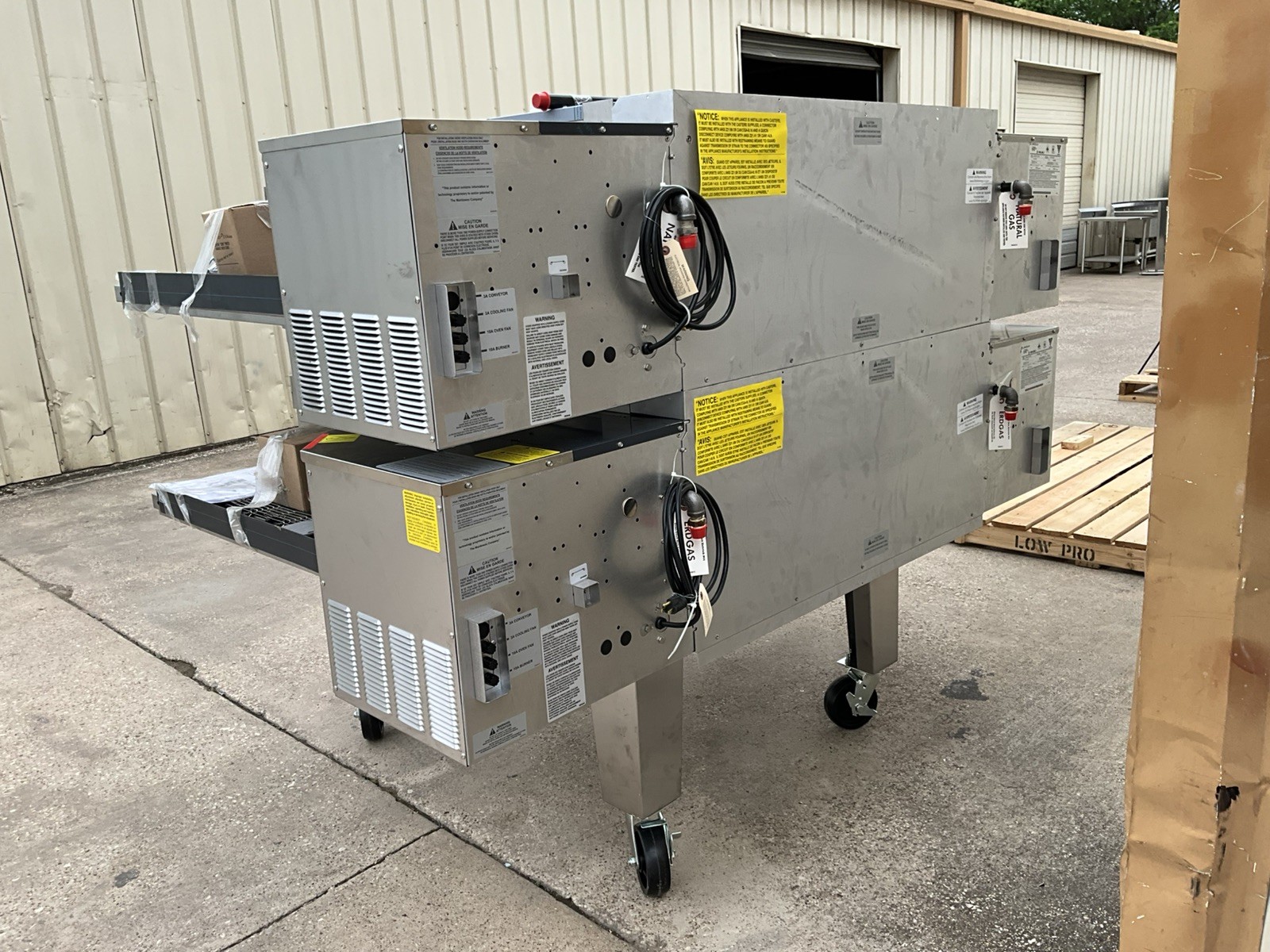 Lincoln Impinger gas Double stack low profile 1600-000-U-K3025 conveyor oven