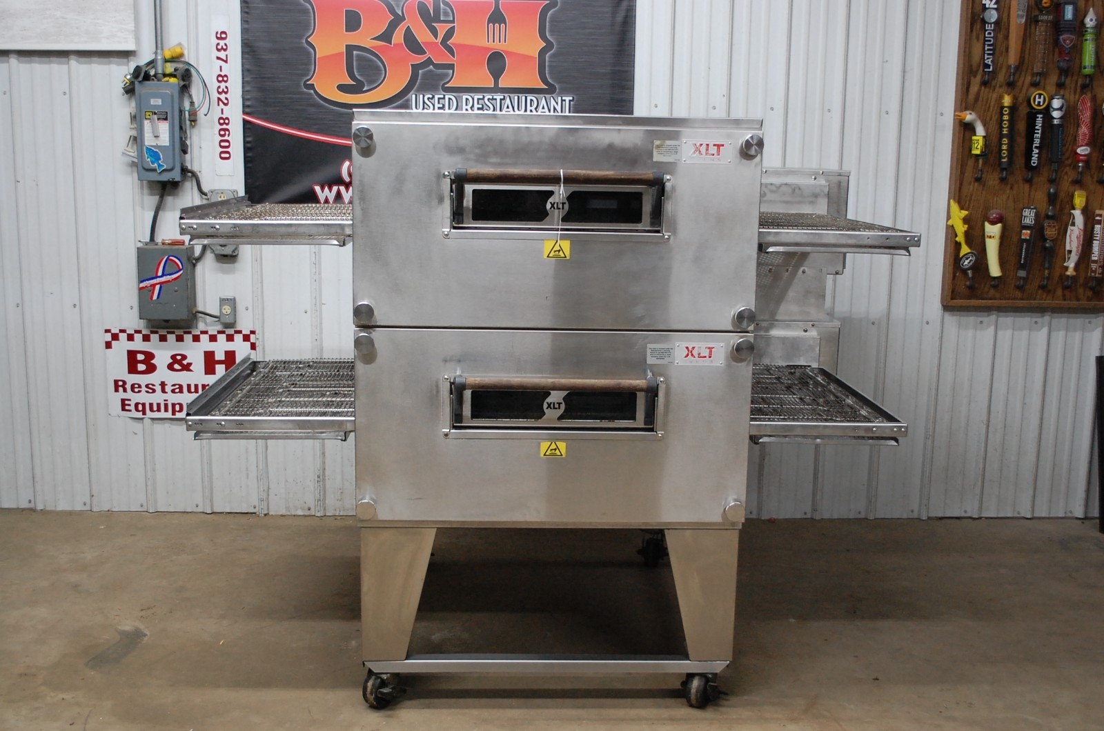 XLT X3G-3240 Natural Gas Double Stack Deck 32″ Conveyor Pizza Oven