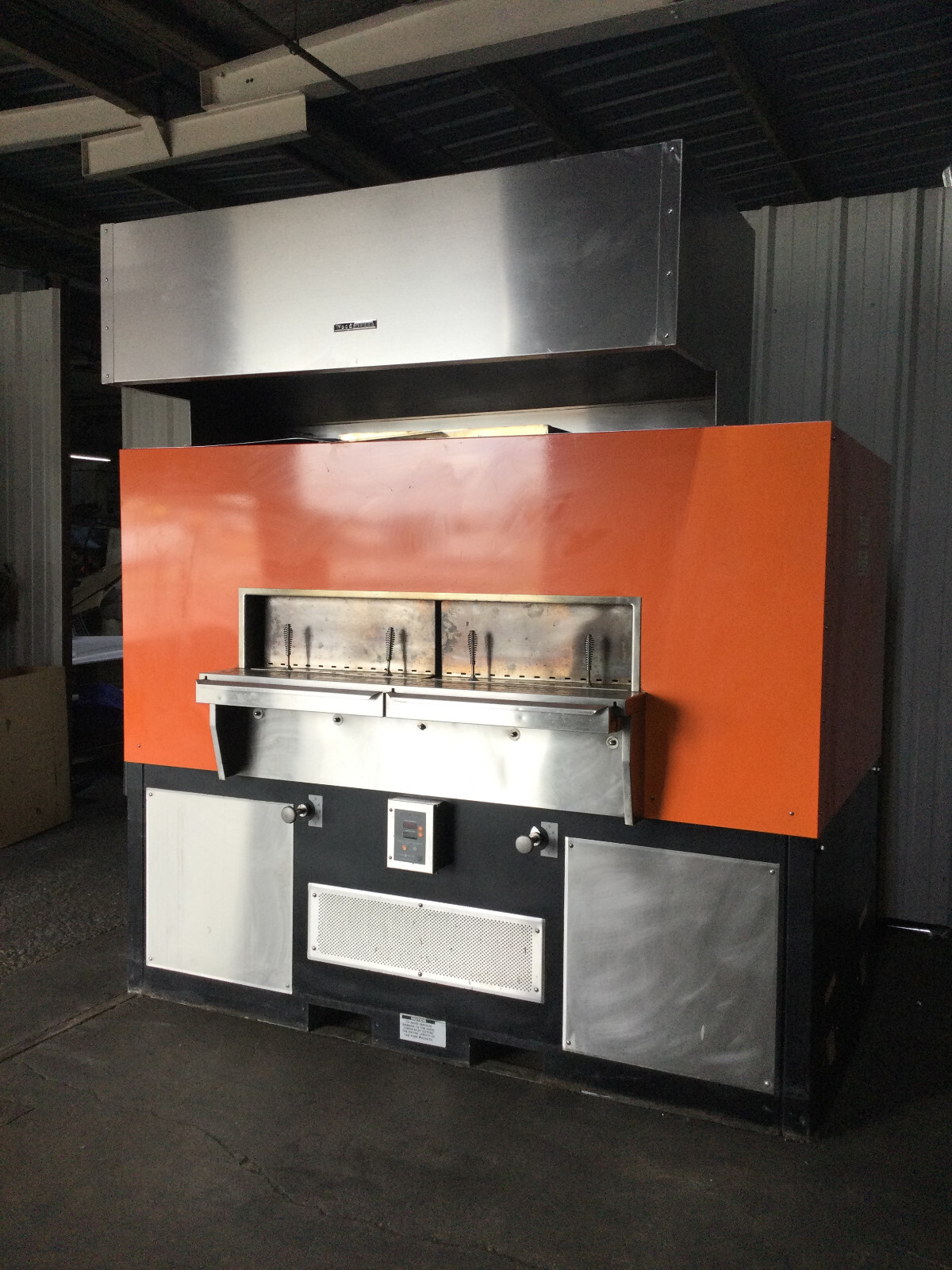 Wood Stone WS-FD-9660-RFG-LR-IR-DF-NG Gas Fire Deck Pizza Oven Hood Year 2022