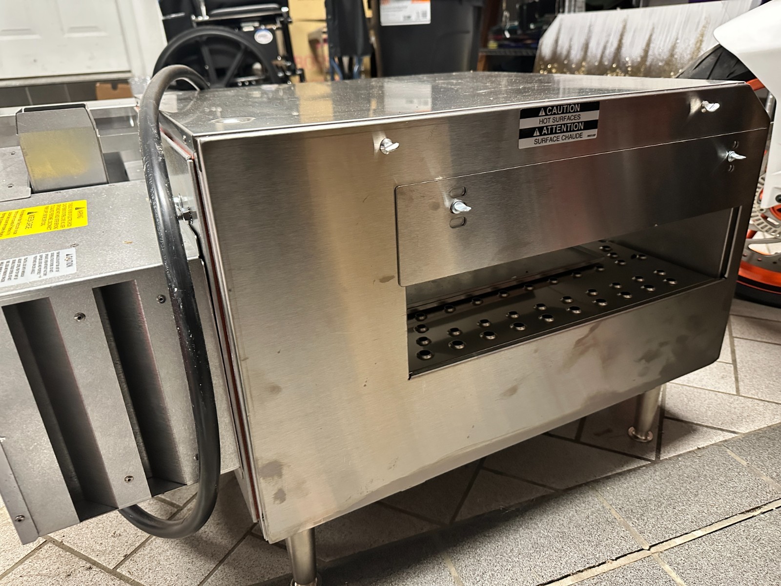 Lincoln 2500/1366 50″ Single Belt Digital Impinger Countertop Conveyor Oven