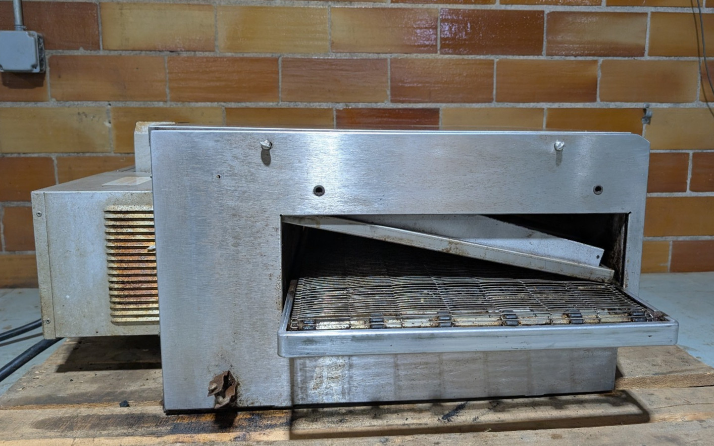 Lincoln Impinger 1301-4 Countertop Conveyorized Electric Pizza Oven