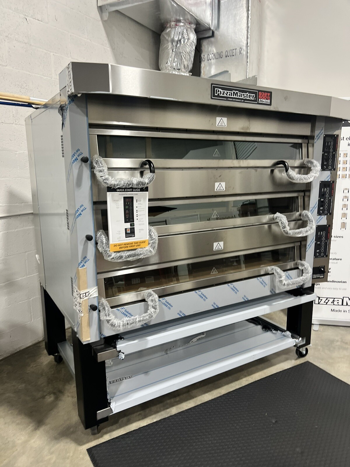PizzaMaster Pizza Master PM 933ED Triple Deck Pizza Oven
