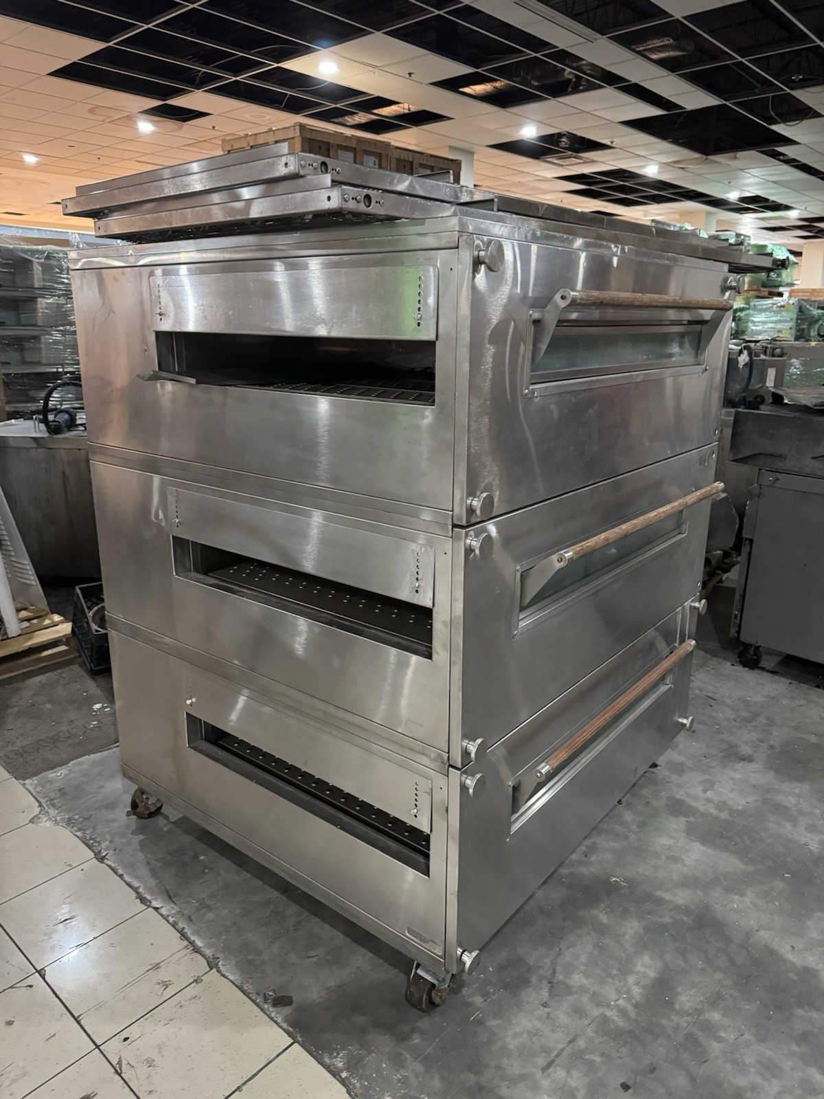 XLT 3255-TS, Double Stack Conveyor Pizza Oven With Casters- Gas- 120v Tested