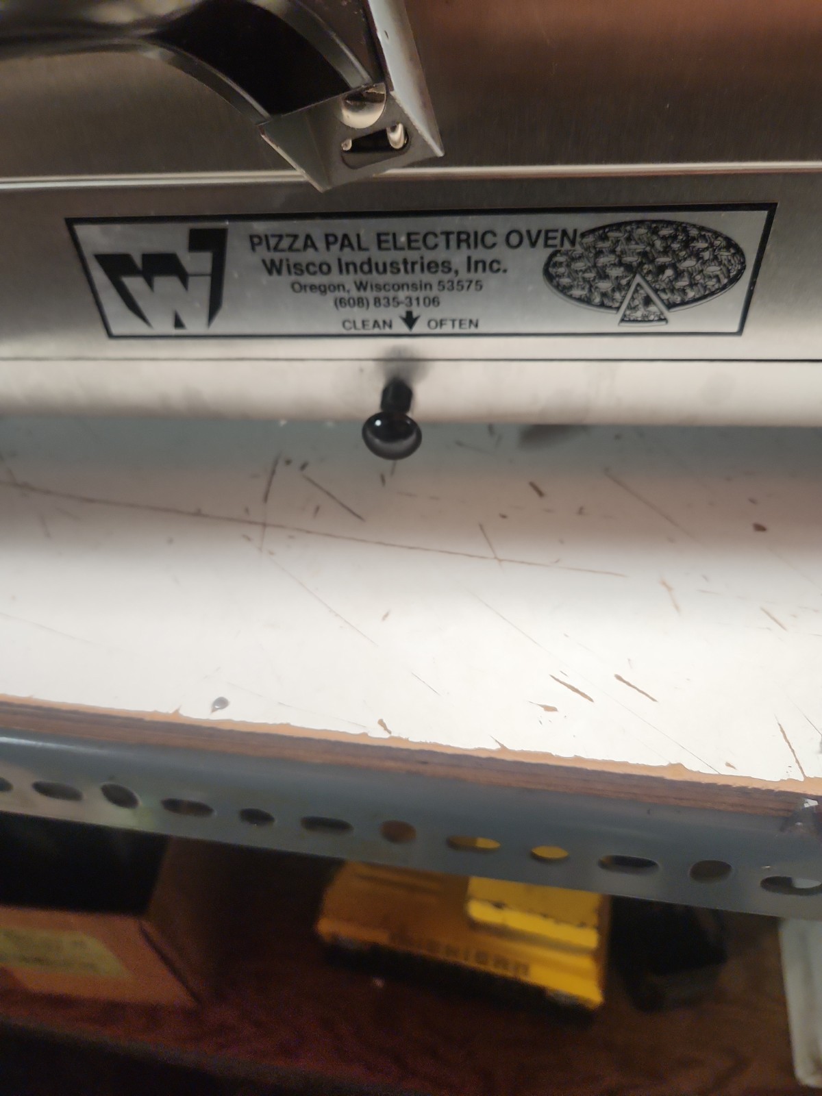 Wisco Industries Pizza Pal Electric Oven Model 412 For Pizza, Pretzel New In Bx