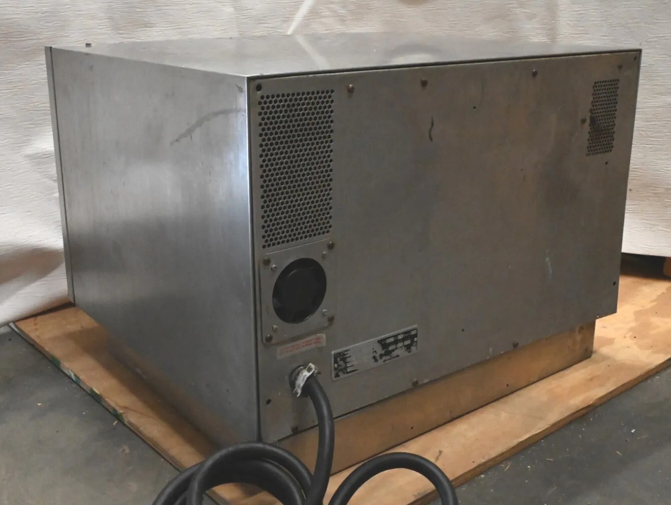 Blodgett Pizza Oven Single Deck/Door Model 1415 208V