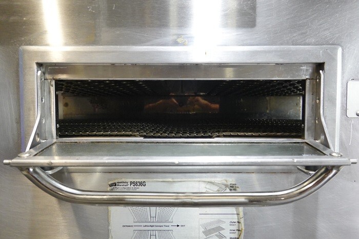 MIDDLEBY MARSHALL DOUBLE STACK NATURAL GAS SPLIT BELT PIZZA CONVEYOR OVEN MODEL