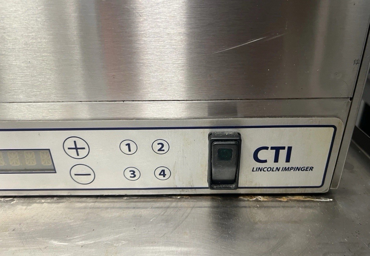 2020 LINCOLN IMPINGER 2502 16″ BELT WIDTH 240V PIZZA OVEN GREAT SHAPE!