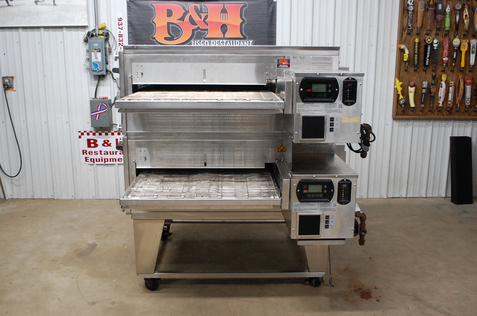 XLT X3G-3240 Natural Gas Double Stack Deck 32″ Conveyor Pizza Oven
