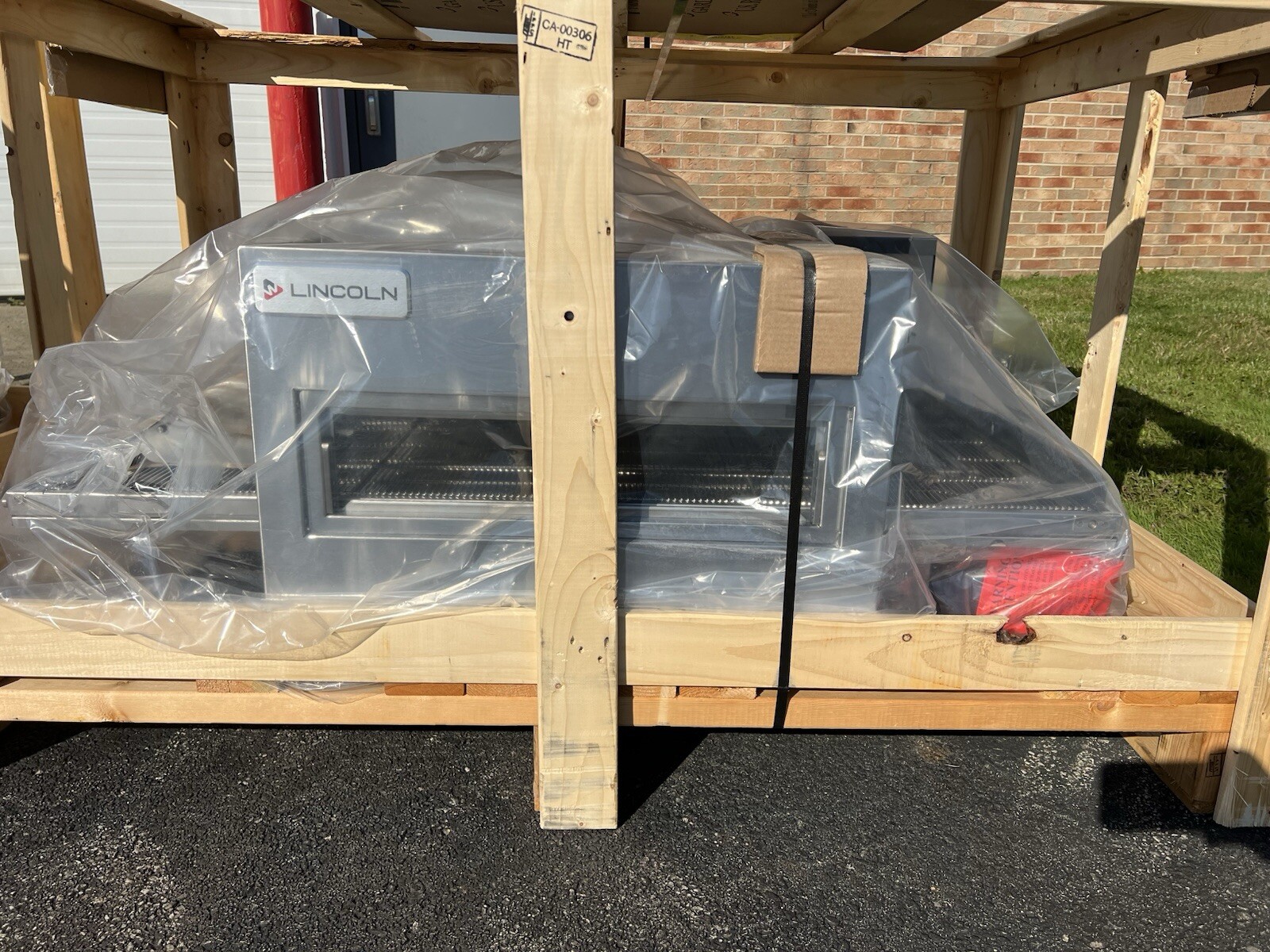 Lincoln 2424-GUN- Aperion Impinger Natural Gas Conveyor Oven