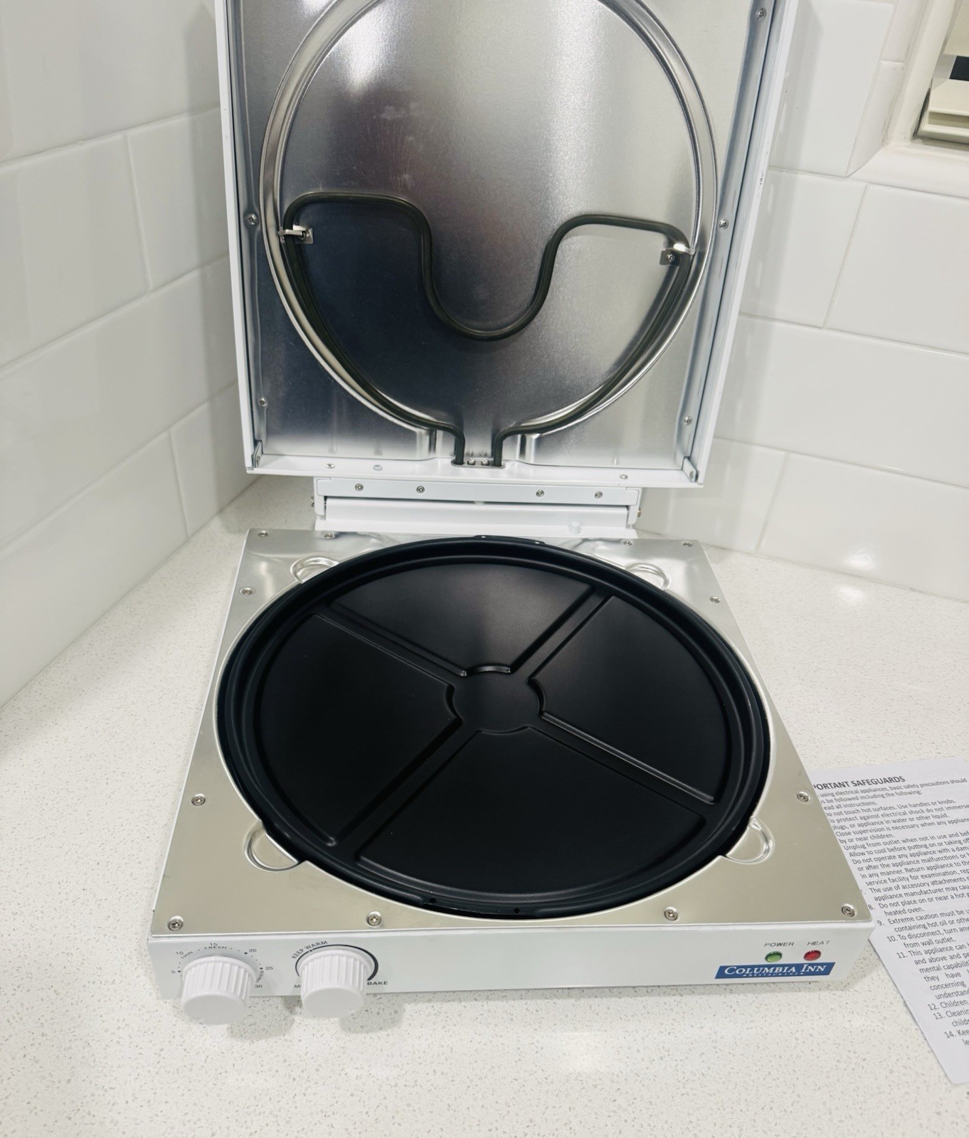 Colombia Inn Pizza Box Countertop Pizza Oven with 12″ Rotating Pan