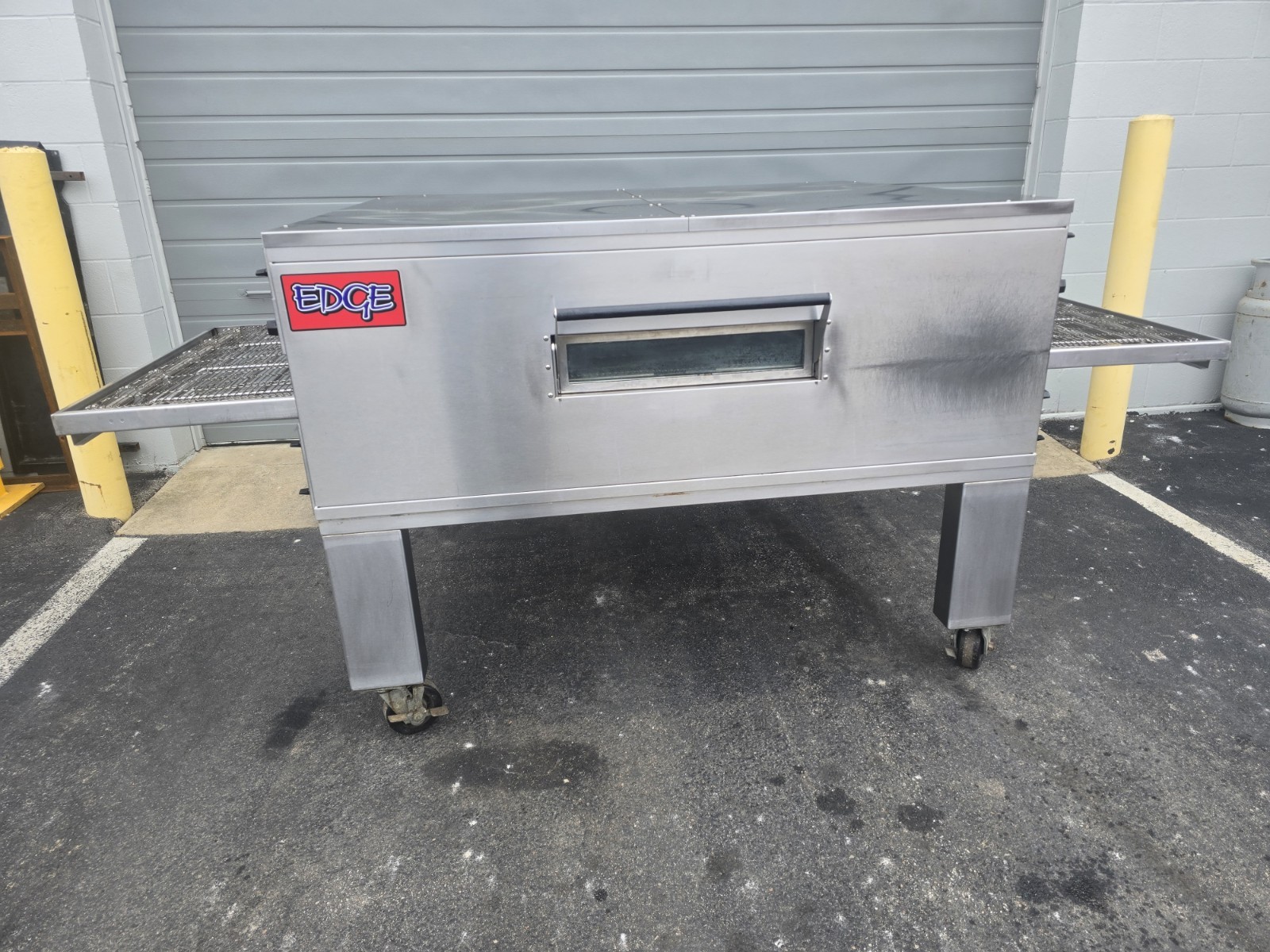 Edge 60 Single Deck Gas Fired Conveyor Pizza Oven 32″