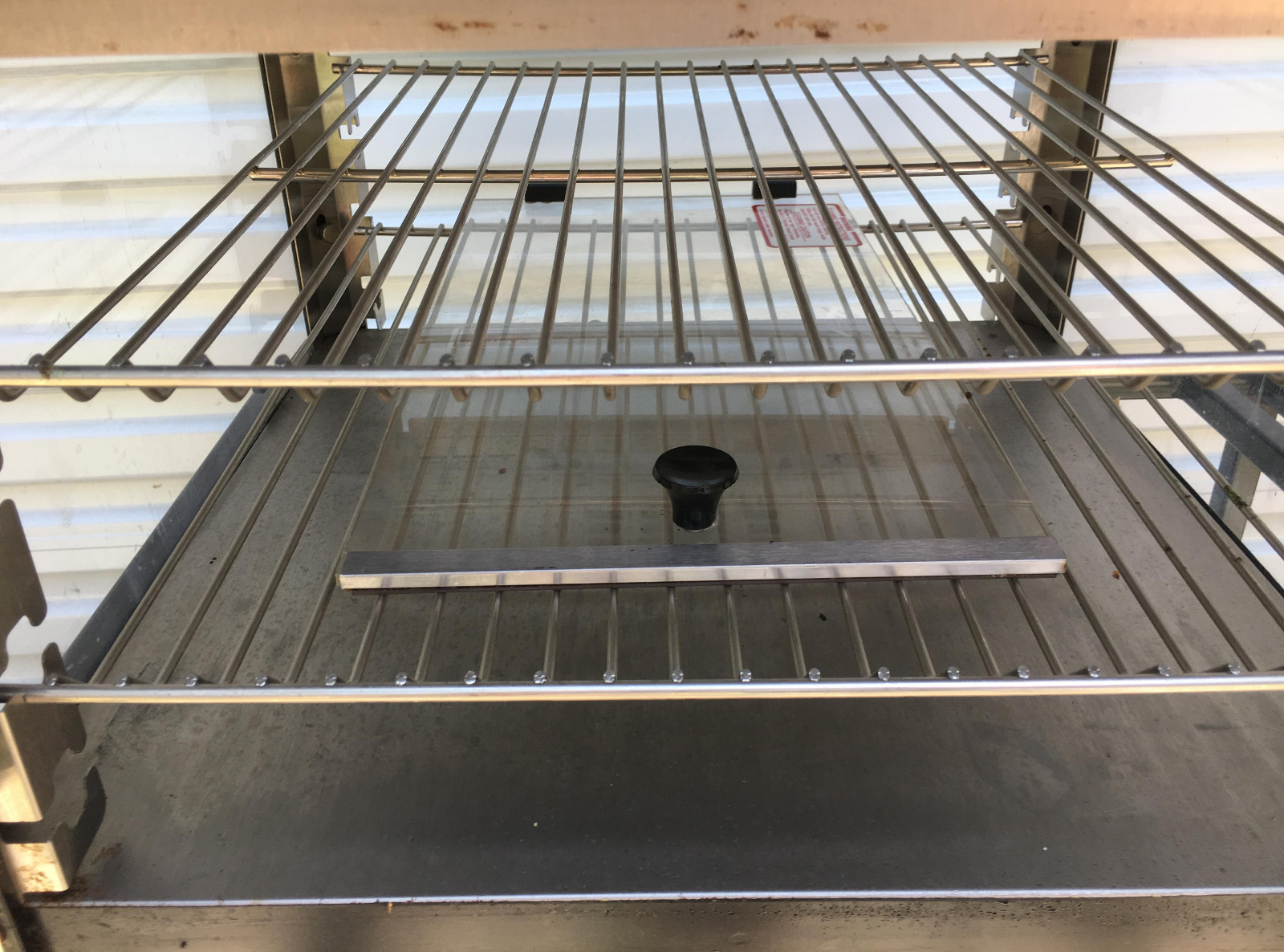 WISCO 690-16-11 Food Warmer Cabinet food oven display sandwich 2 door 690-16
