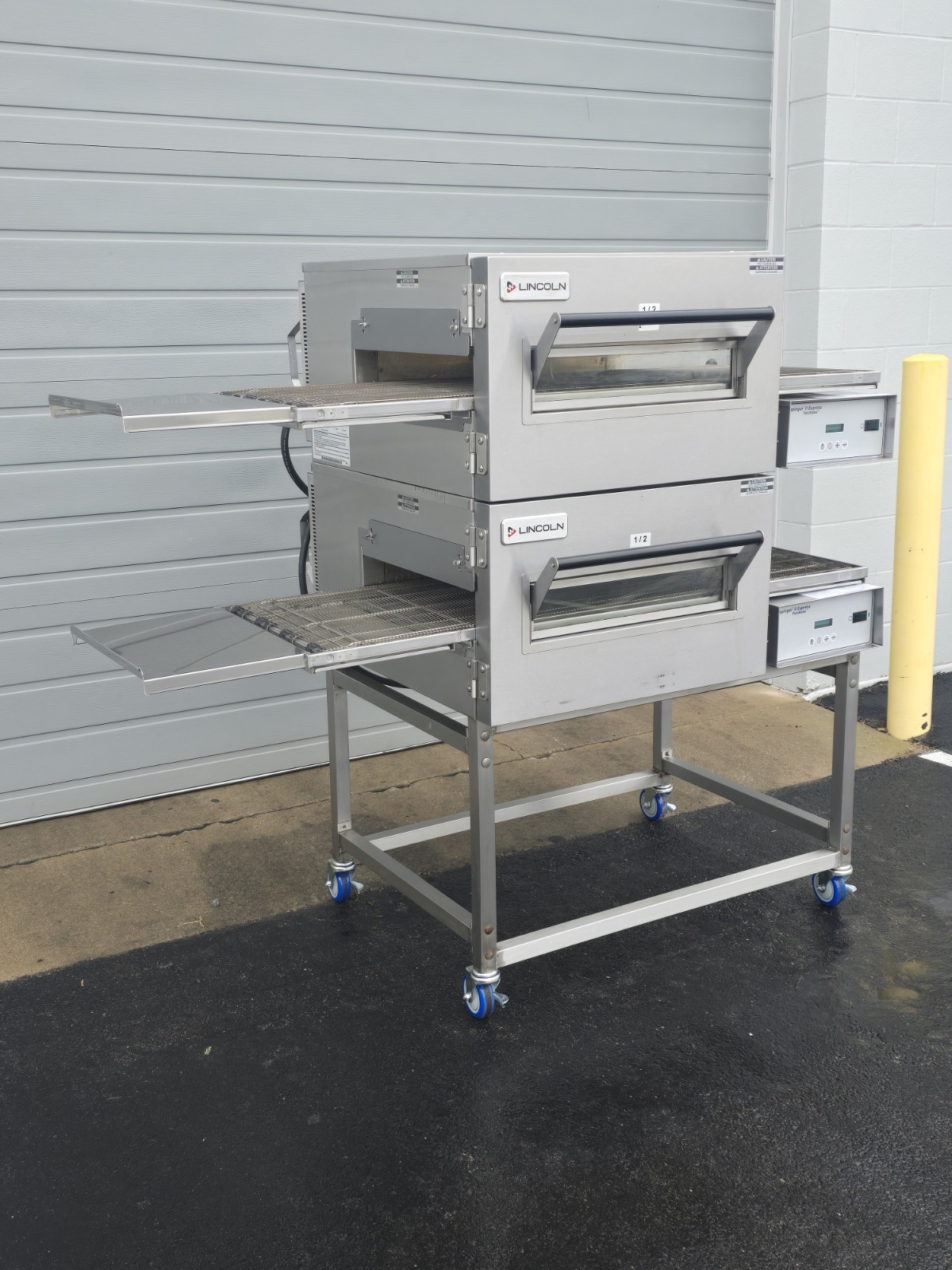 Lincoln Impinger Double 1116 Double Stack Gas Fired Conveyor Pizza Ovens