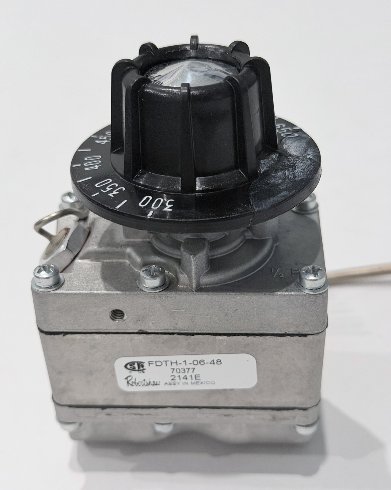 Robertshaw FDTH-1-06-48 70377 2141E gas regulator thermostat 300-650 deg 1/2”