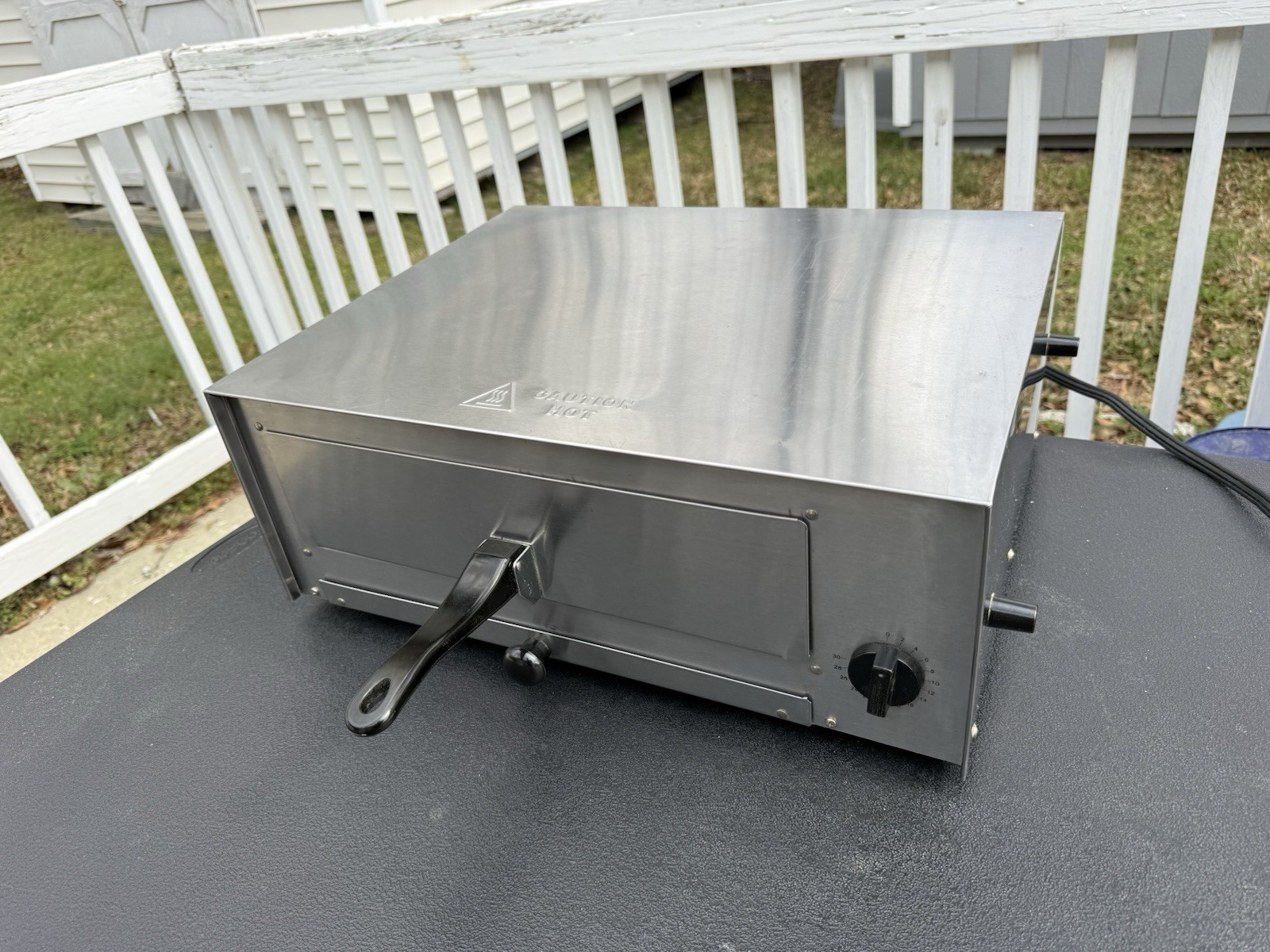 Serv-Ware 17″ Single Deck Electric Pizza Oven Fast Shipping