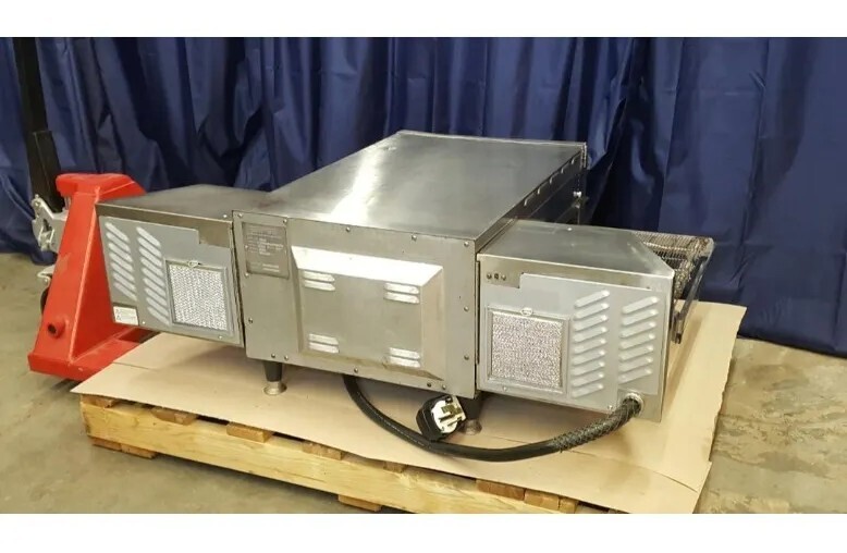 TURBOCHEF HHC 2020 SPLIT BELT 50/50 Conveyor Pizza OVEN Lincoln