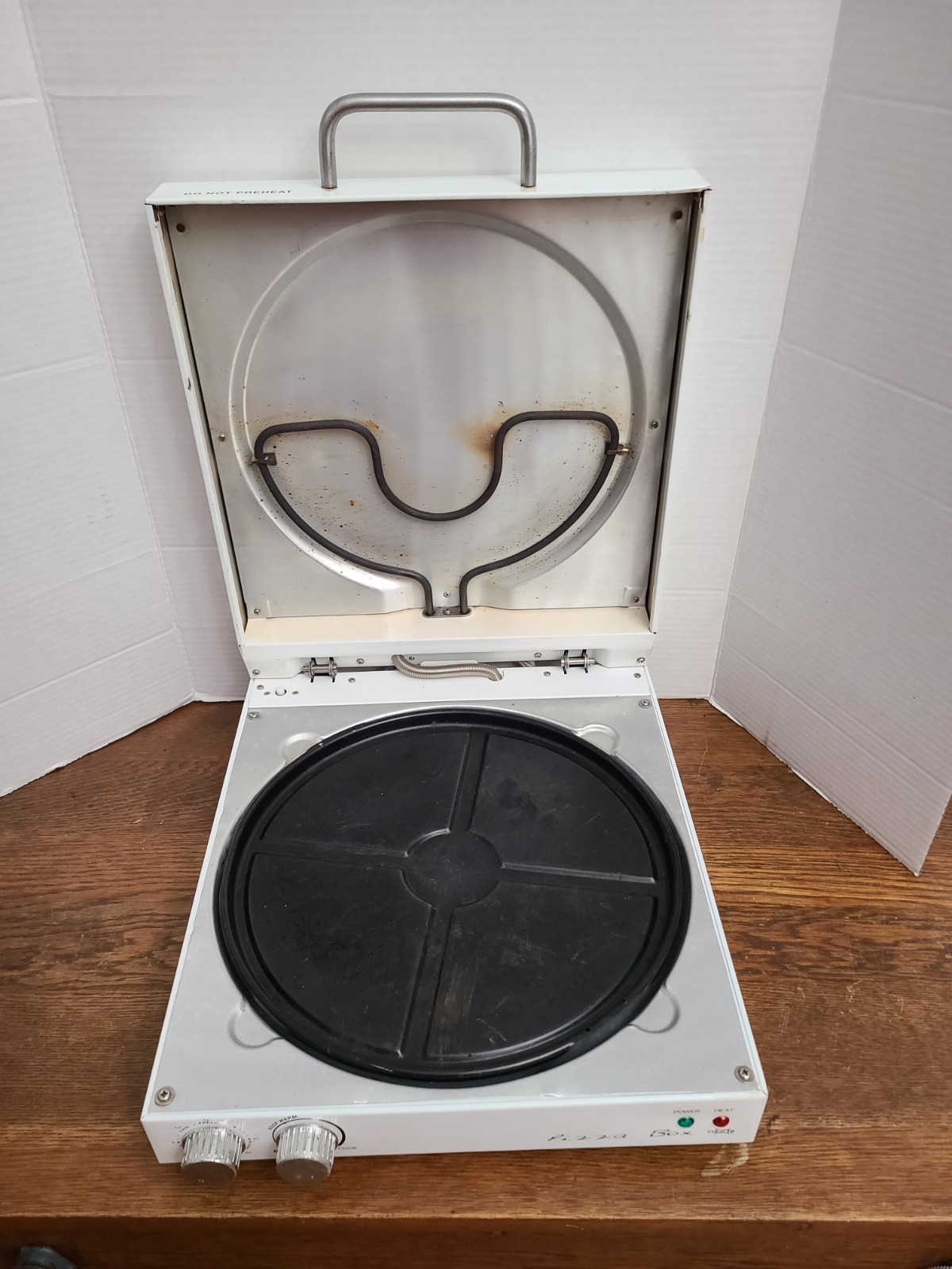 WORKS Cuizen Pizza Box Countertop Pizza Oven w/ 12″ Rotating Pan PIZ-4012