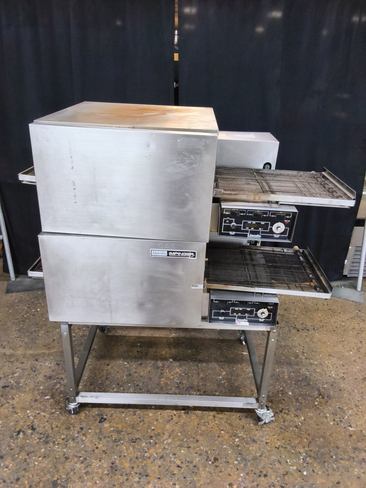 LINCOLN IMPINGER 1132 DOUBLE-STACK COMMERCIAL ELECTRIC CONVEYOR PIZZA OVEN