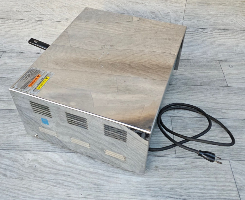 Nova Industries N-300 Commercial Countertop Pizza Oven 120V 1600W DiGiorno