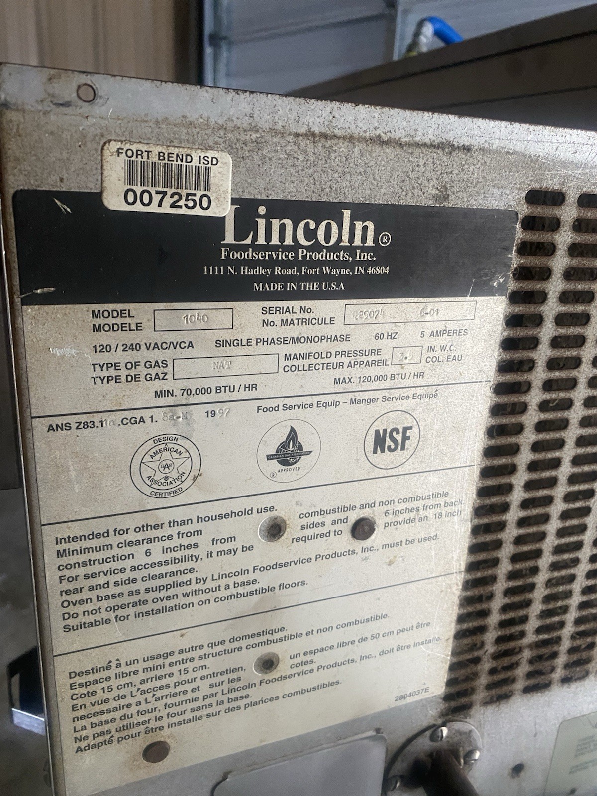 LINCOLN IMPINGER SINGLE GAS PIZZA OVEN-MODEL 1040 (NAT GAS) MISING PARTS