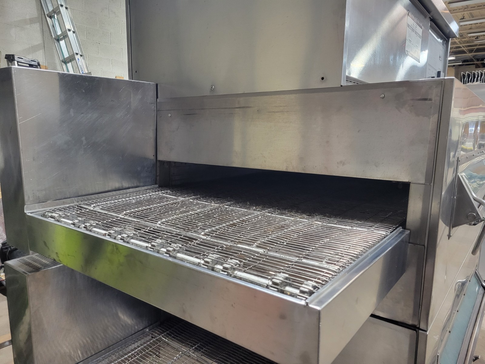 MIDDLEBY MARSHALL PS360-S DOUBLE DECK CONVEYOR PIZZA OVEN 32″ BELTS NAT GAS