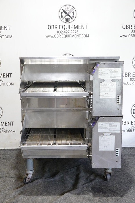 MIDDLEBY MARSHALL DOUBLE STACK NATURAL GAS SPLIT BELT PIZZA CONVEYOR OVEN MODEL