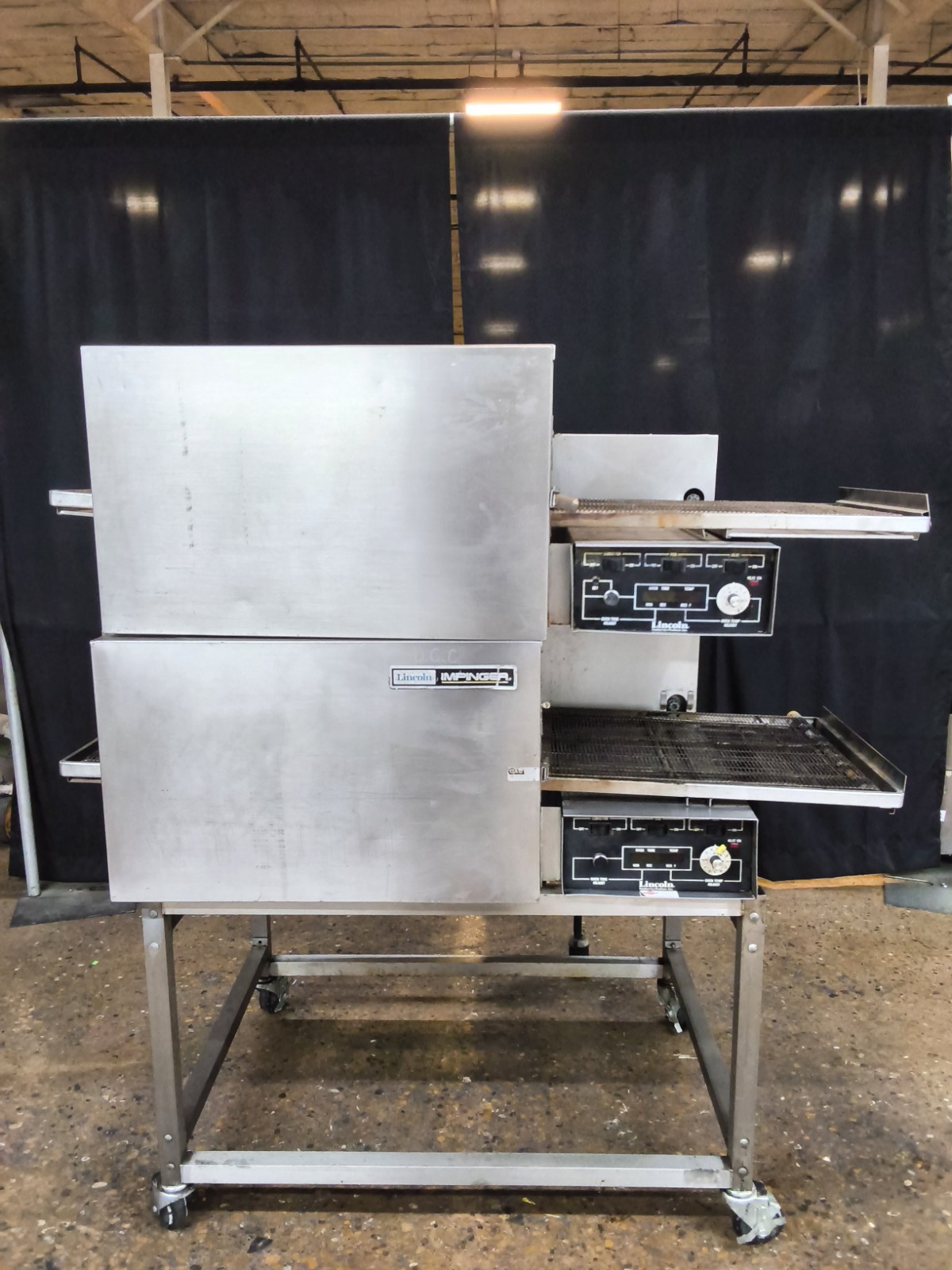 LINCOLN IMPINGER 1132 DOUBLE-STACK COMMERCIAL ELECTRIC CONVEYOR PIZZA OVEN